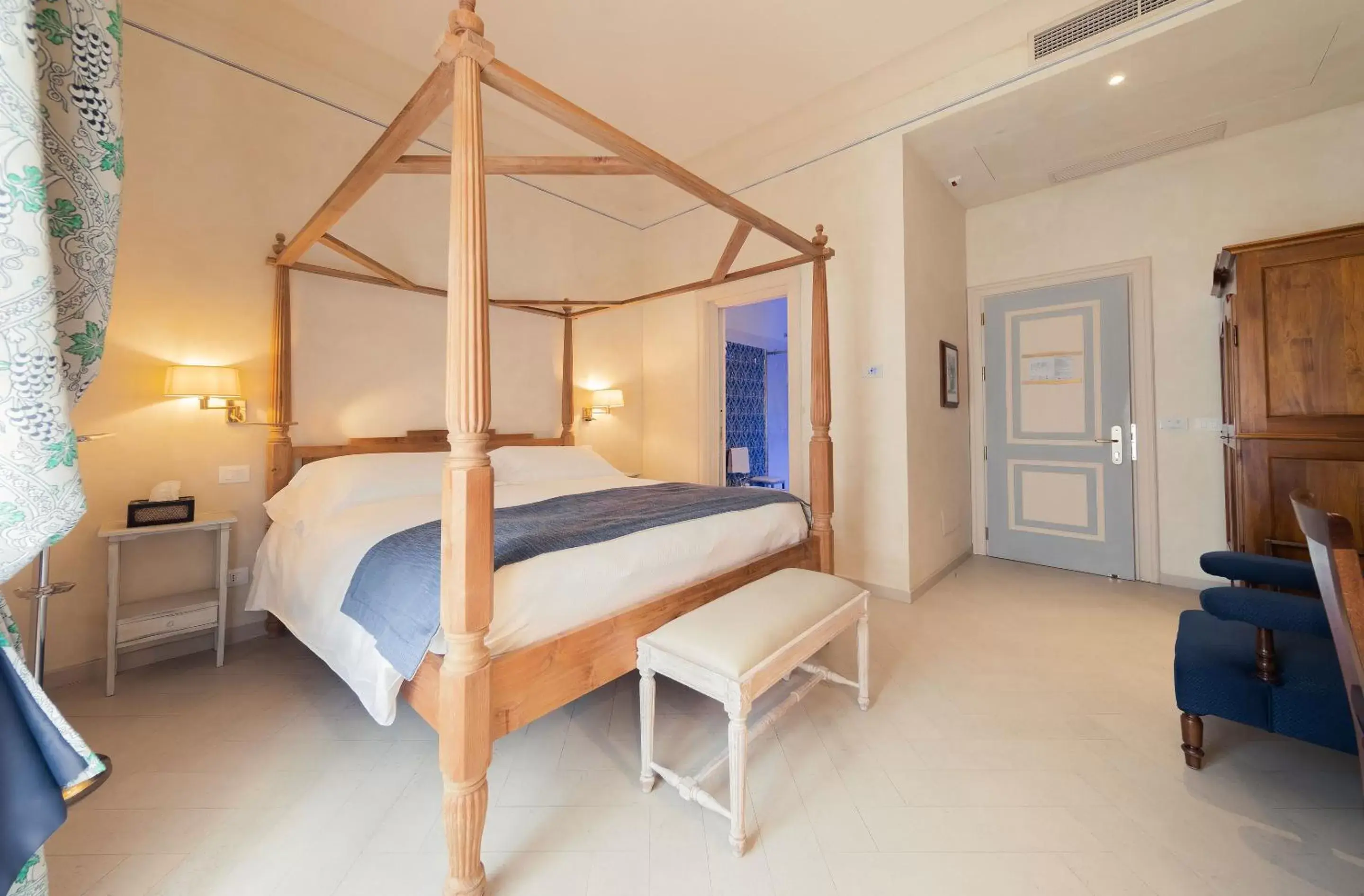 Bedroom, Bed in Algilà Ortigia Charme Hotel