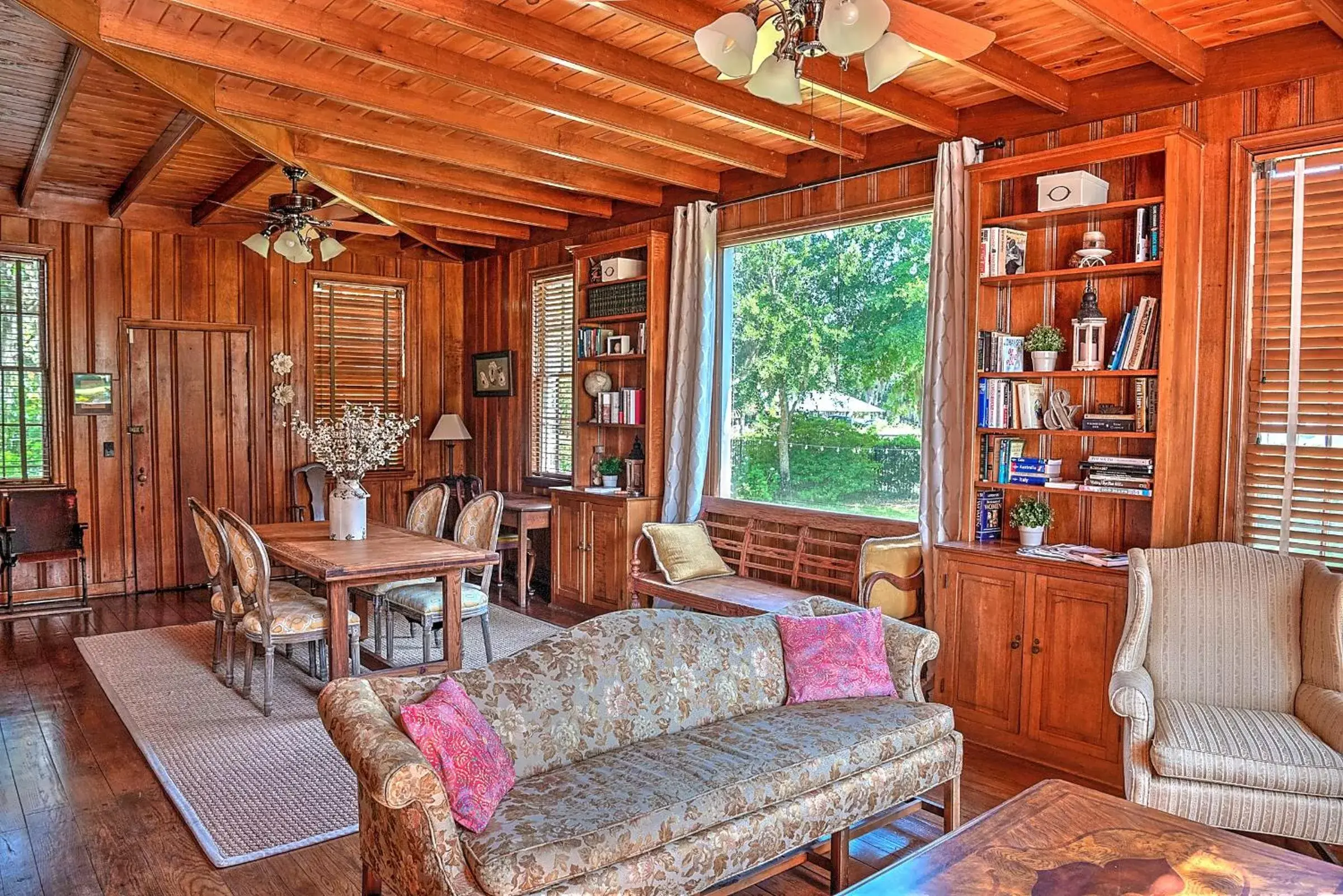 Seating Area in Open Gates Bed & Breakfast