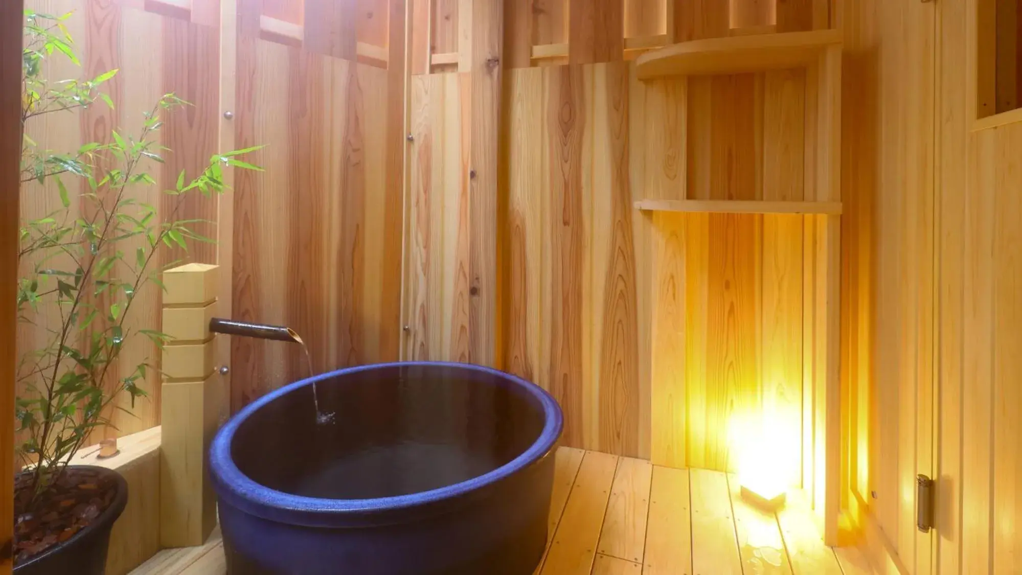 Open Air Bath, Bathroom in Shibu Onsen Kokuya