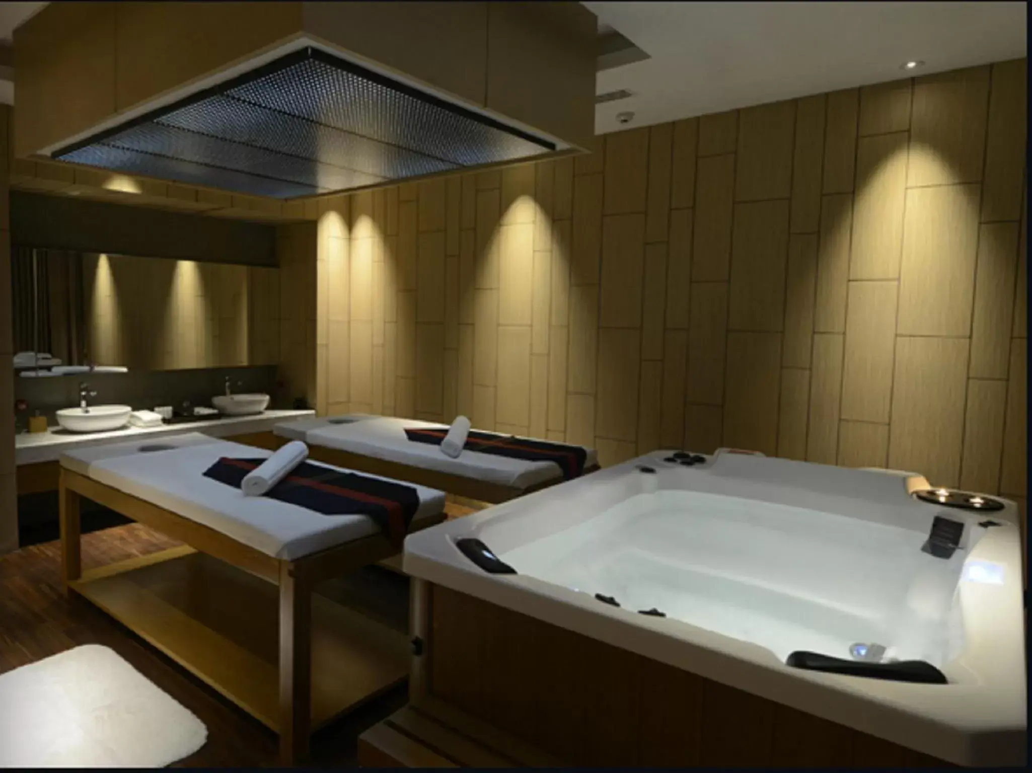 Spa and wellness centre/facilities in Radisson Blu Chattogram Bay View Spa and wellness centre/facilities in Radisson Blu Chattogram Bay View