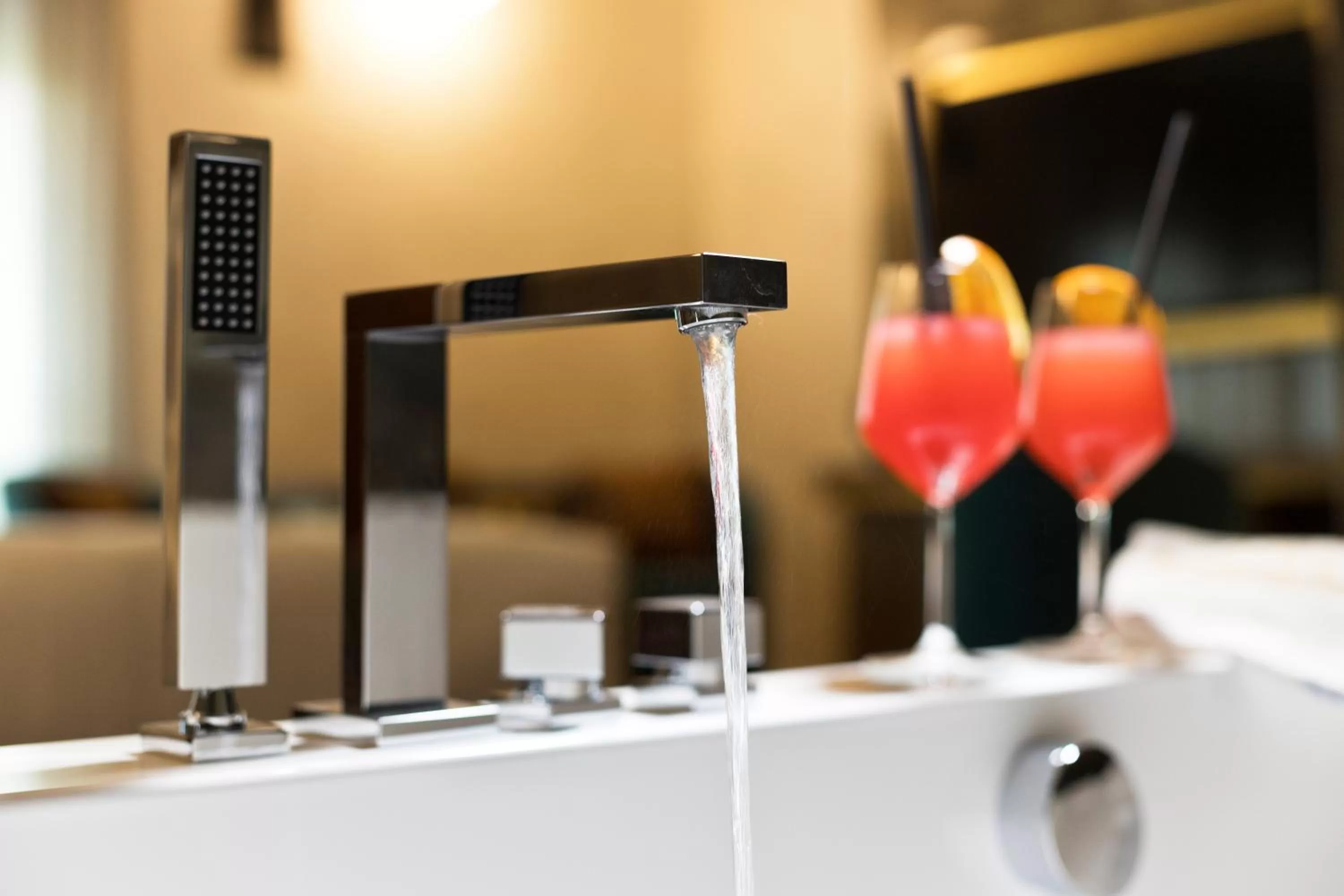 Vip's Motel Luxury Accommodation & Spa