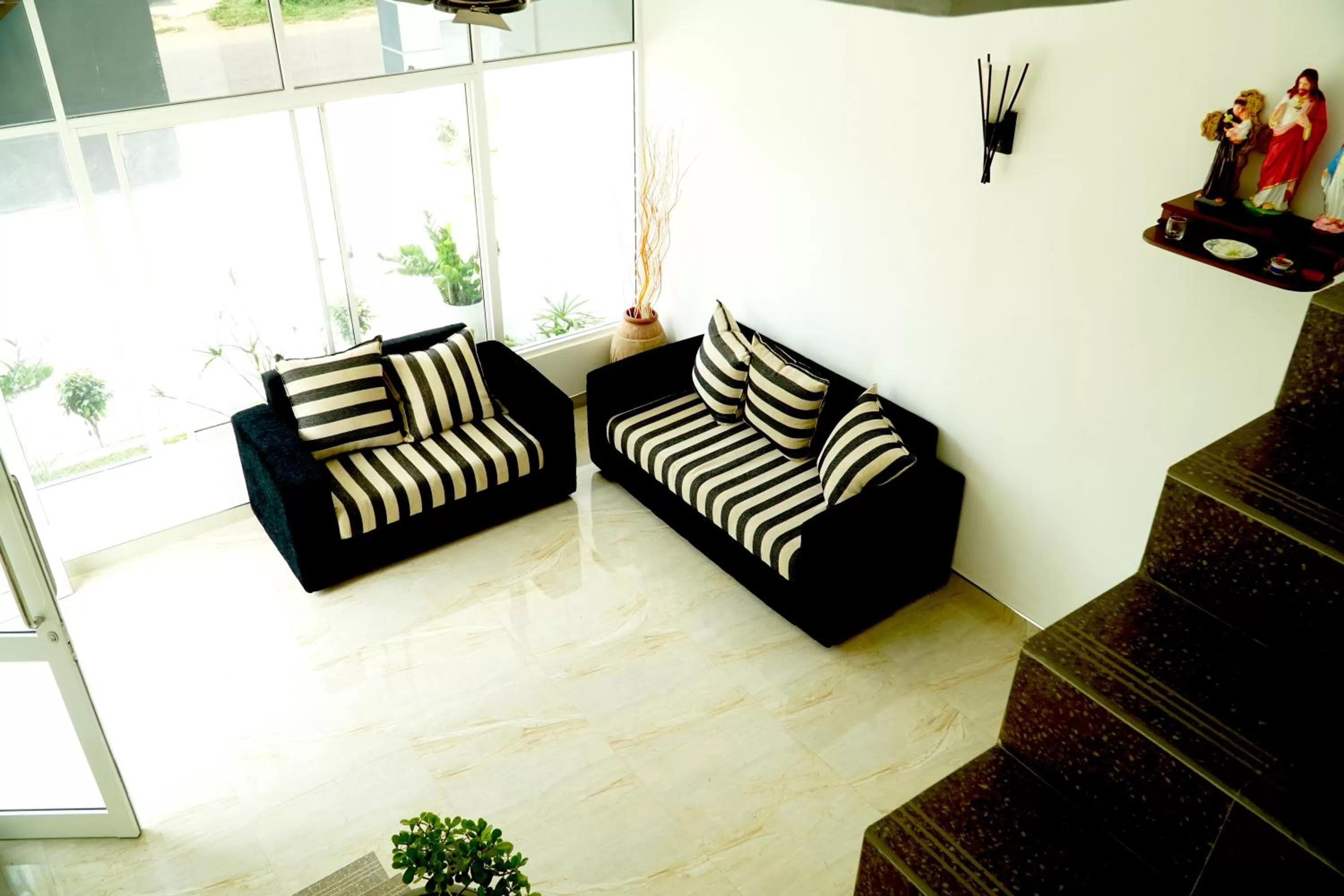 Property building, Seating Area in Airport 4 Season Transit Hotel