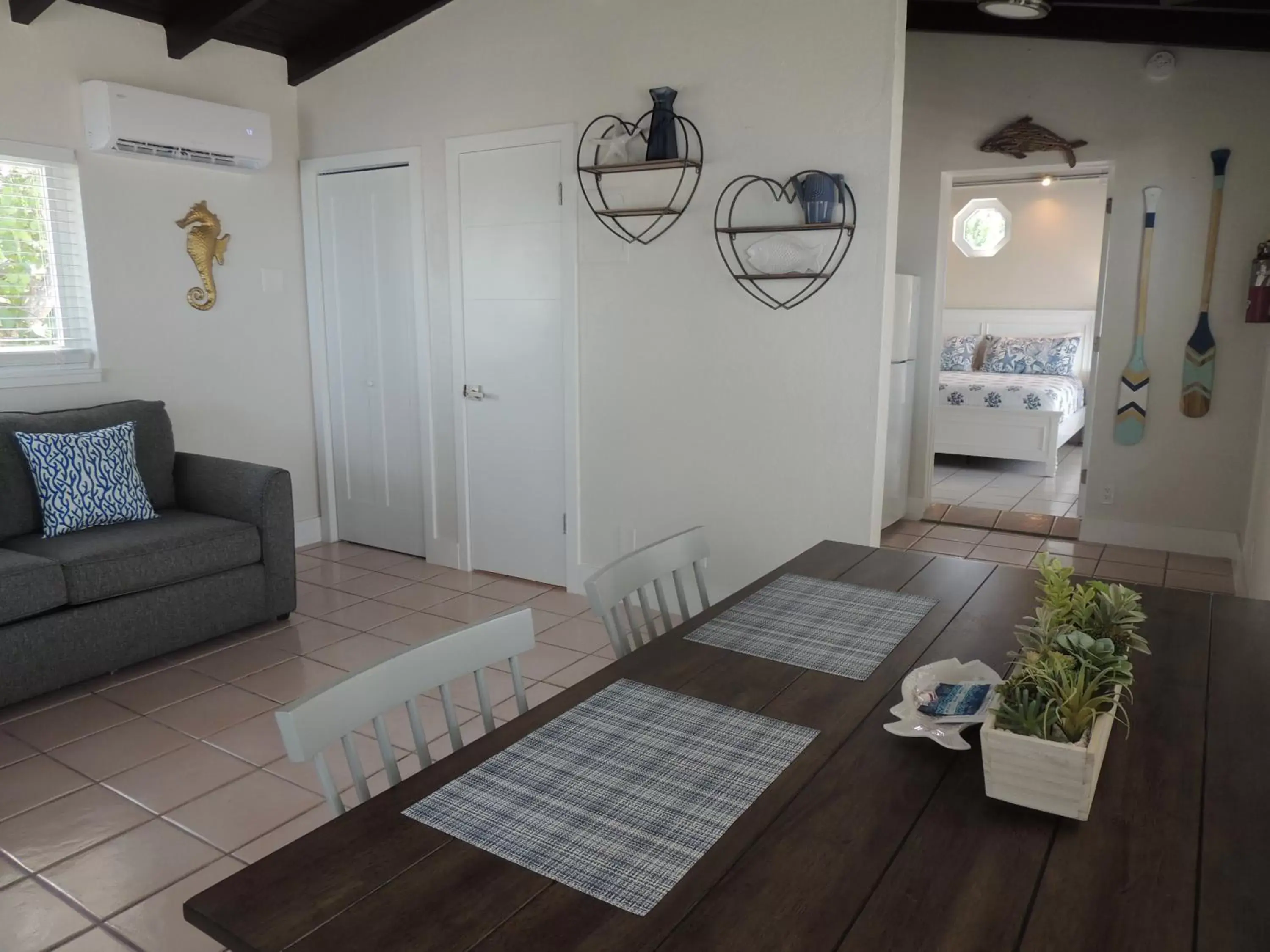 Living room, Seating Area in Sands of Islamorada