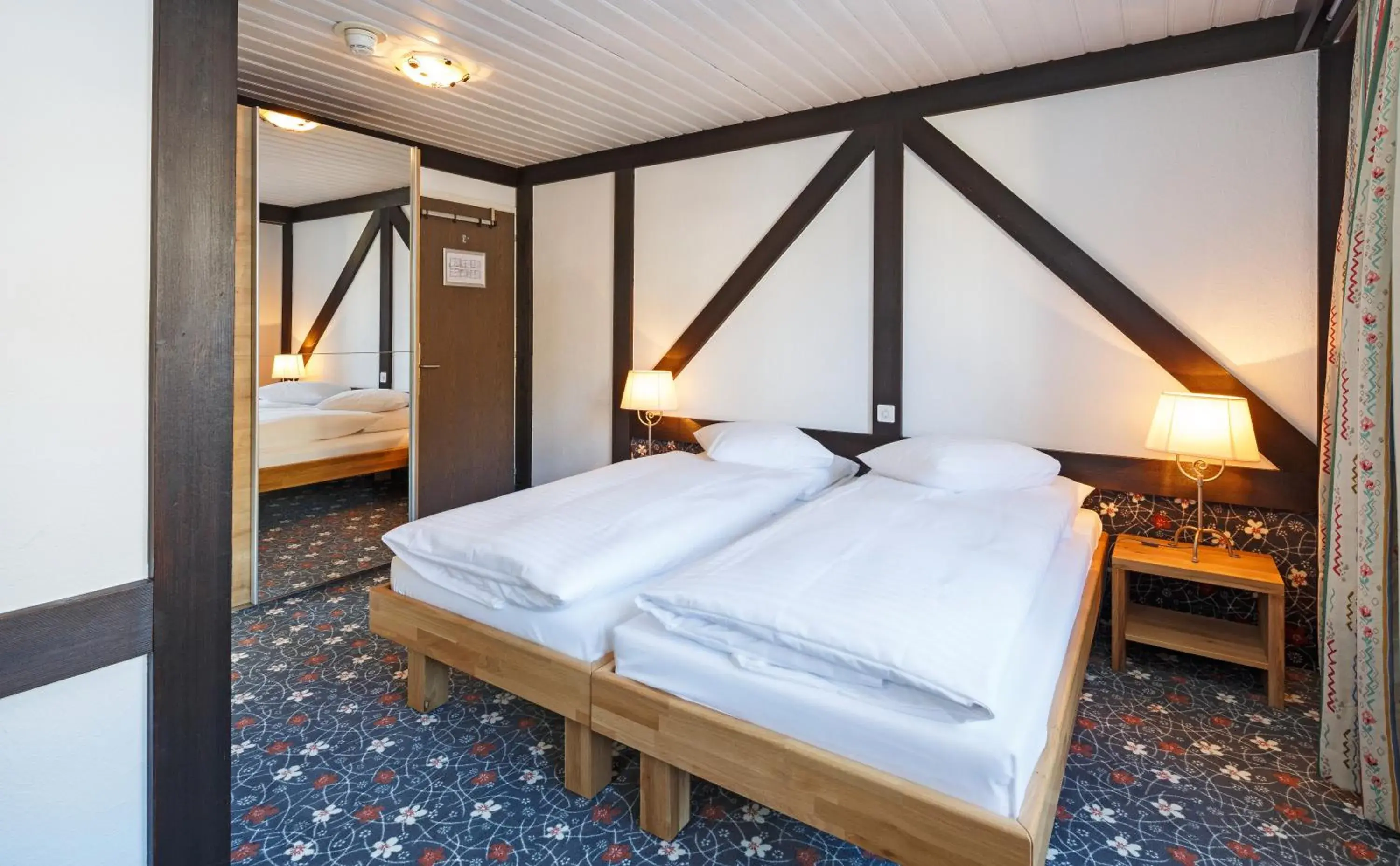 Photo of the whole room, Bed in Derby Swiss Quality Hotel