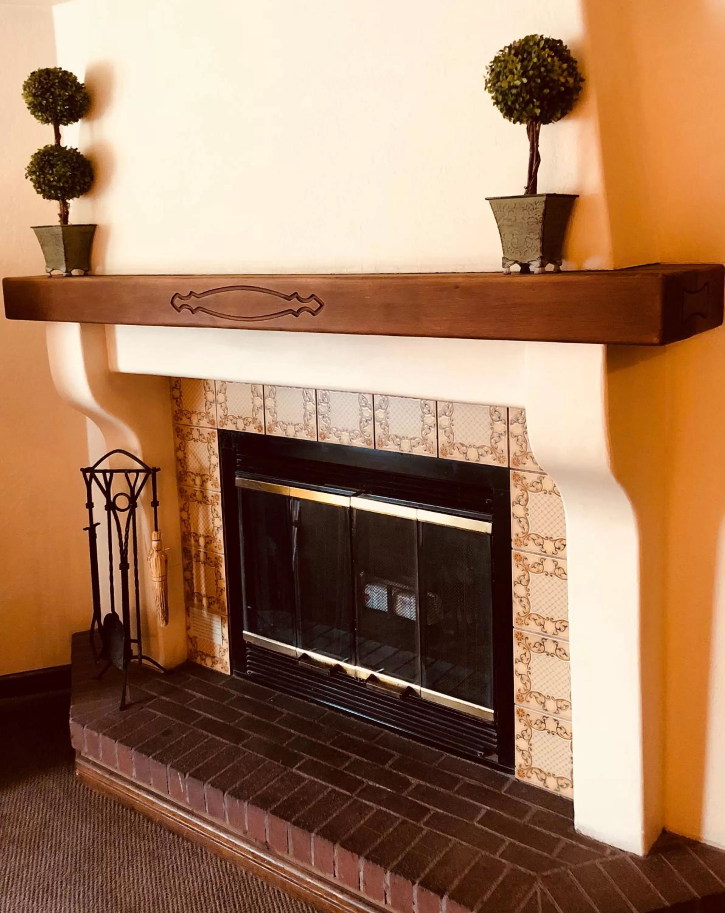 Decorative detail in Enzian Inn