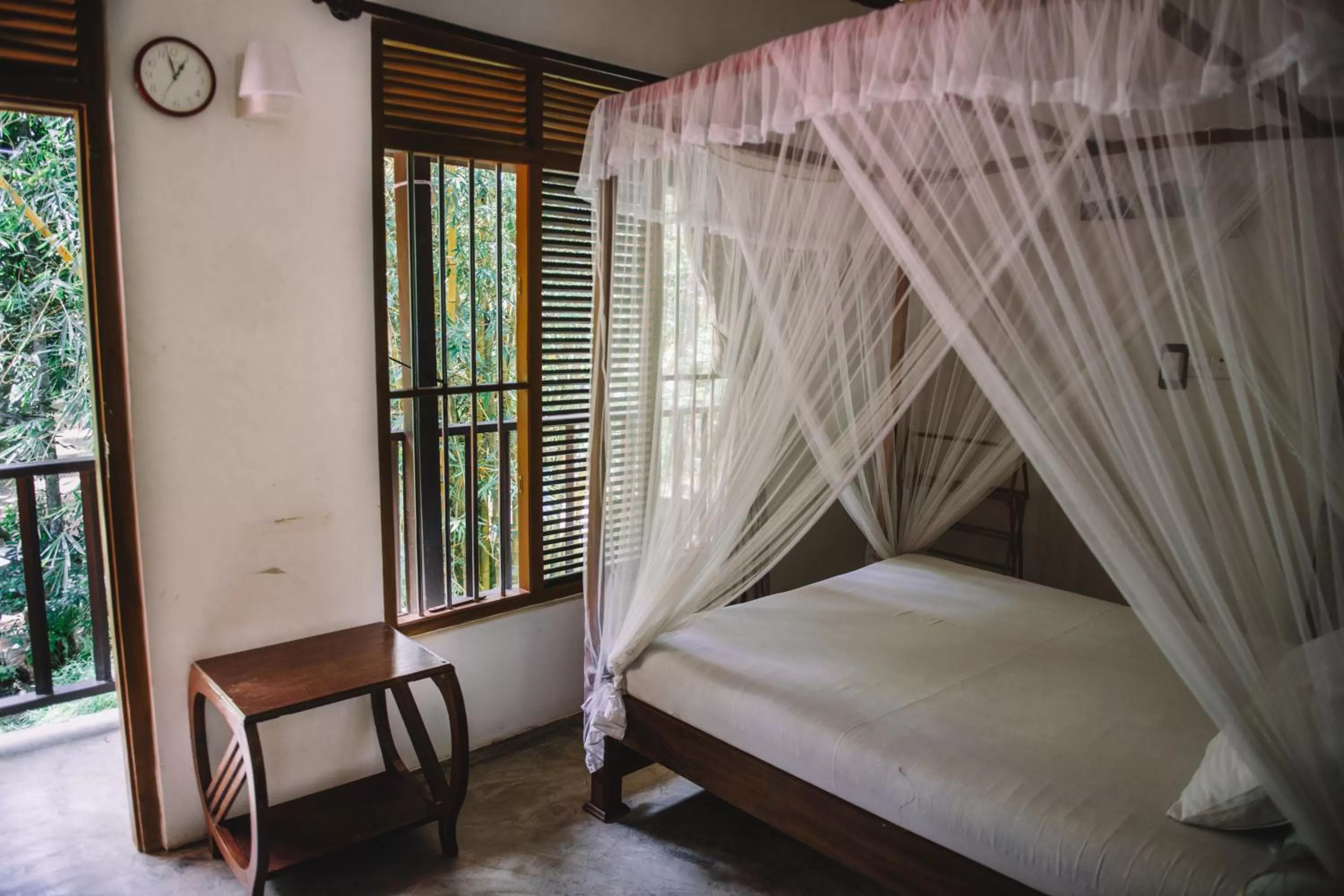 Bed in Kadolana Guest House