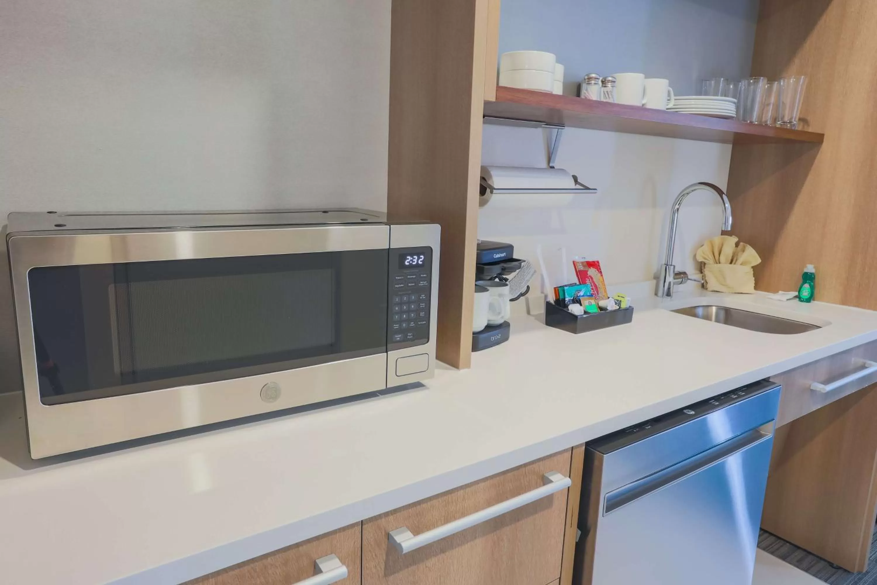 Kitchen or kitchenette in Home2 Suites By Hilton Cumming Atlanta, Ga