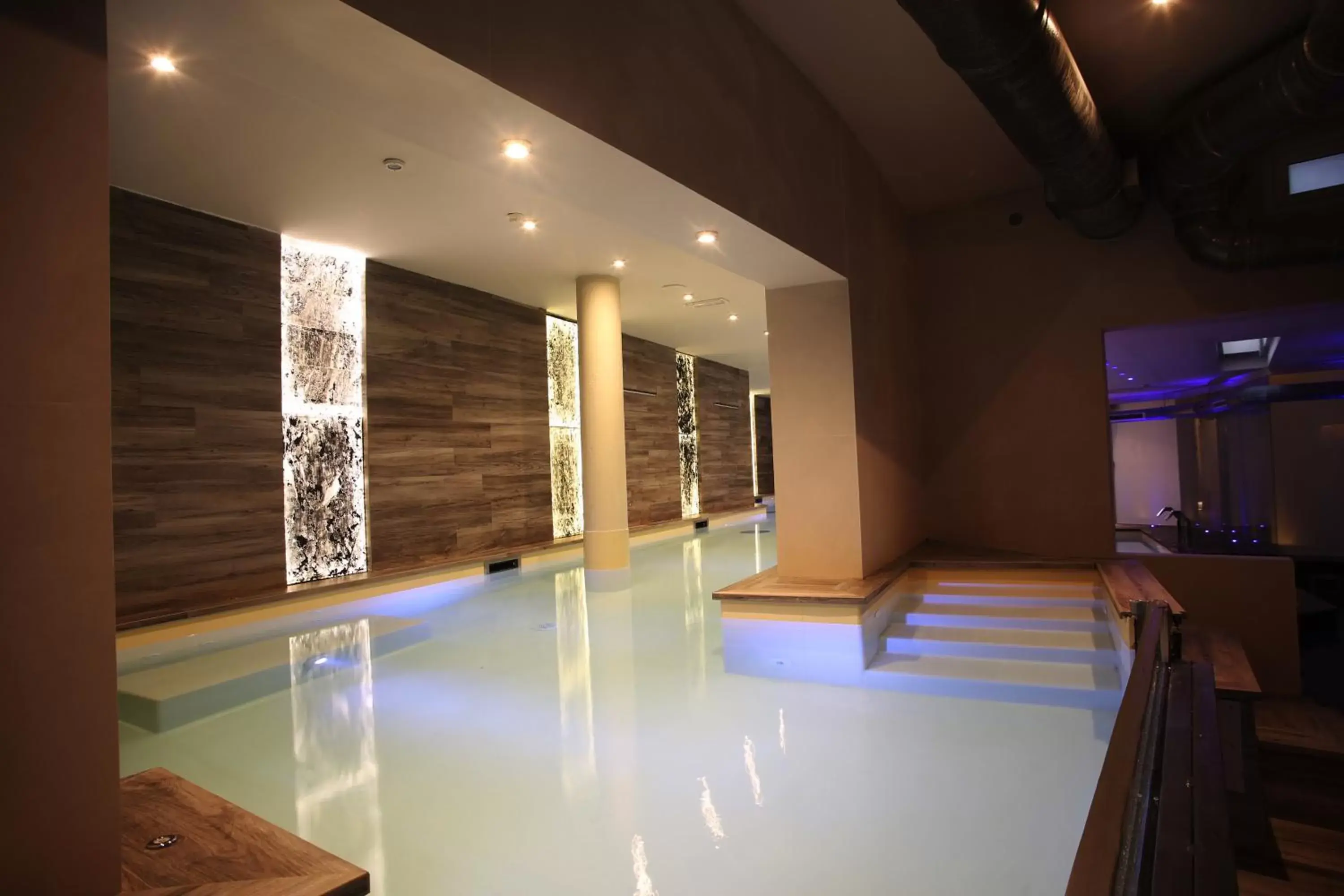 Hot Spring Bath, Lobby/Reception in Hotel Columbia Wellness & Spa