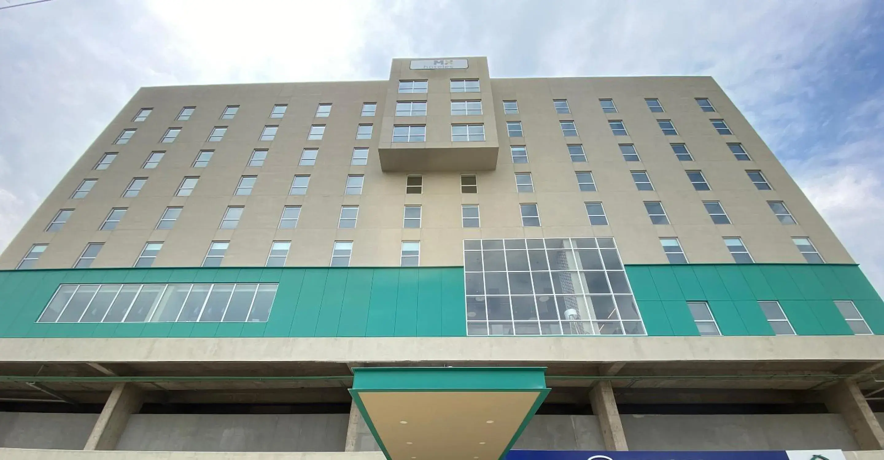 Facade/entrance, Property Building in Hotel MX cuautitlan