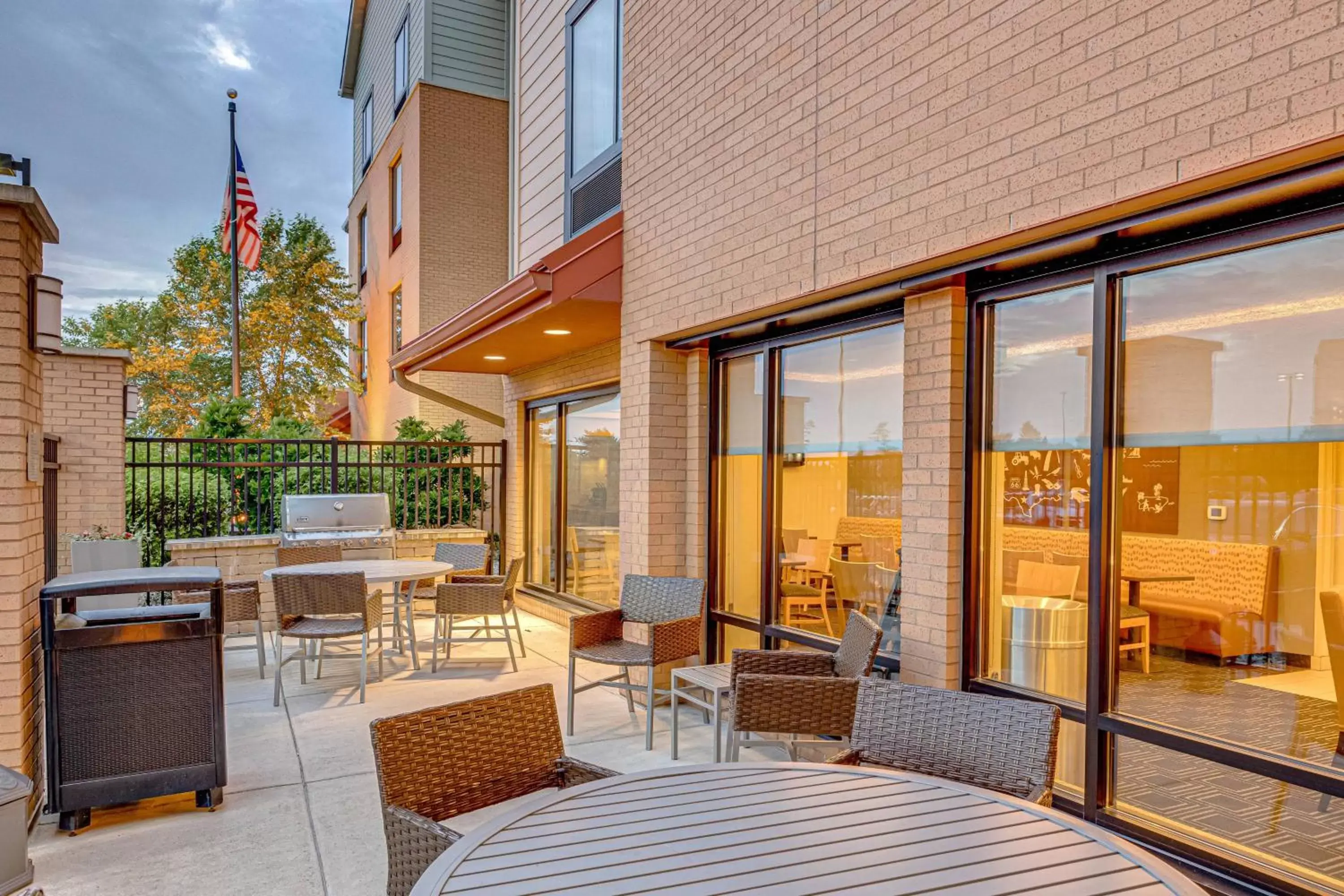 Property building, Restaurant/Places to Eat in TownePlace Suites Ann Arbor