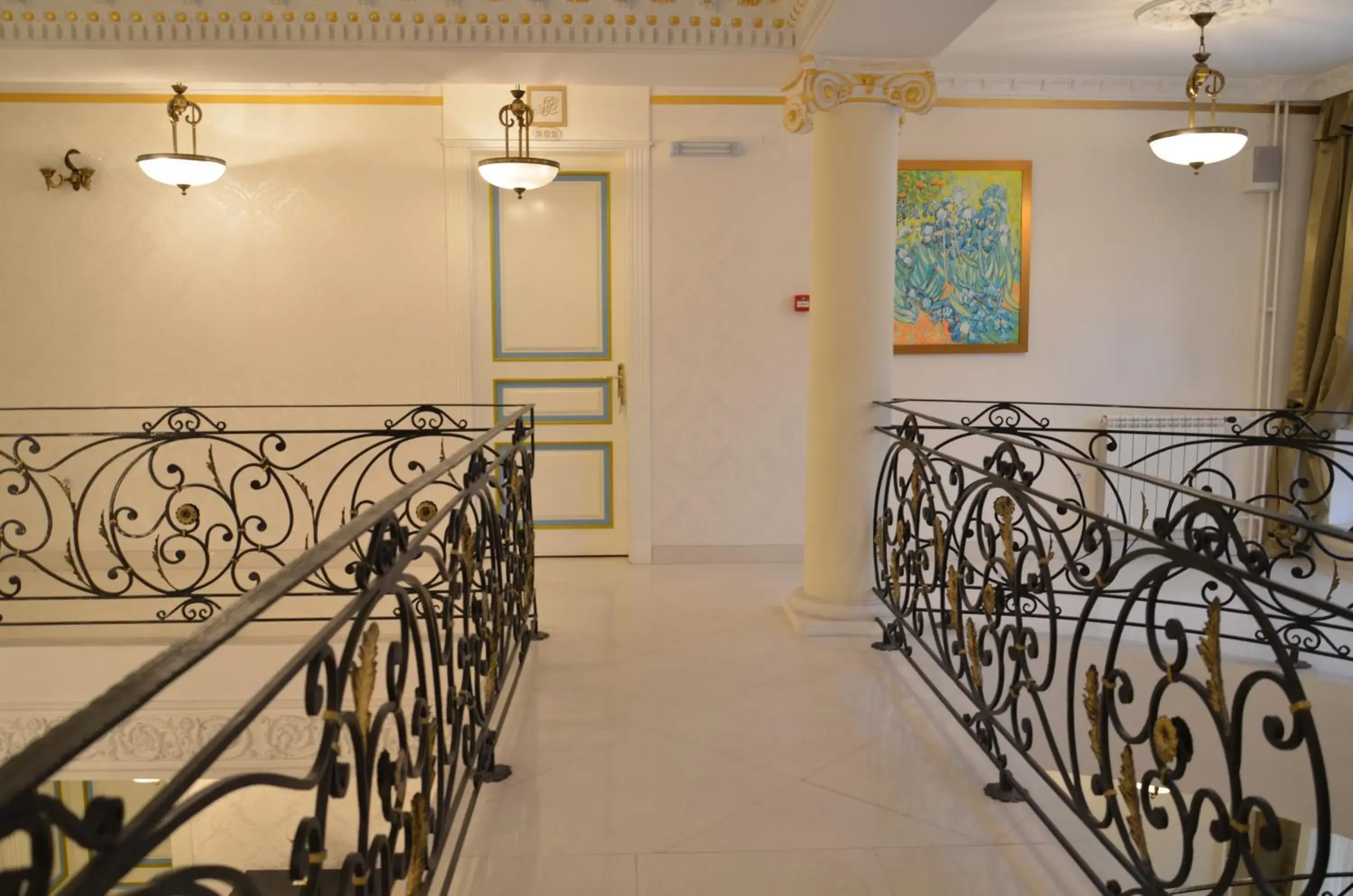 Lobby or reception in Garni Hotel Helvetia