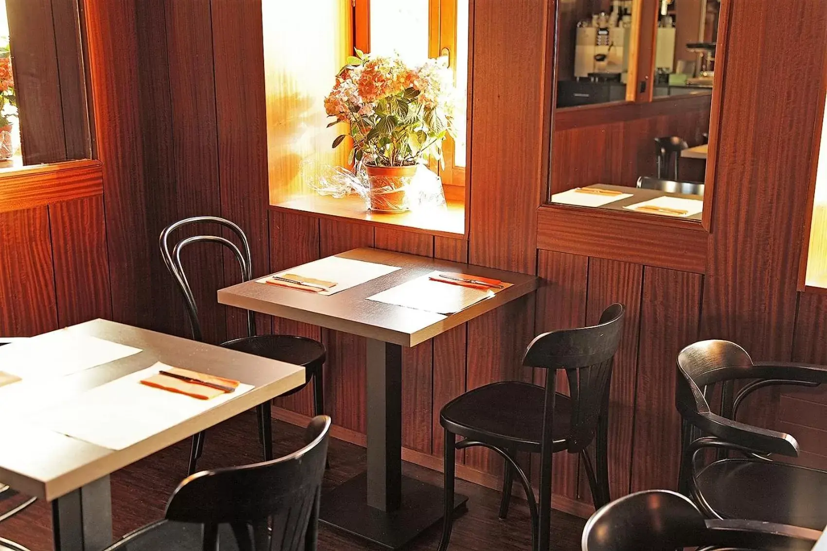 Restaurant/Places to Eat in Galion Hôtel & Restaurant - Le Restaurant est ouvert