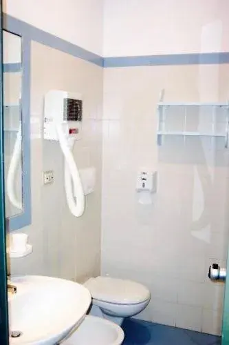 Bathroom in Hotel Rizieri