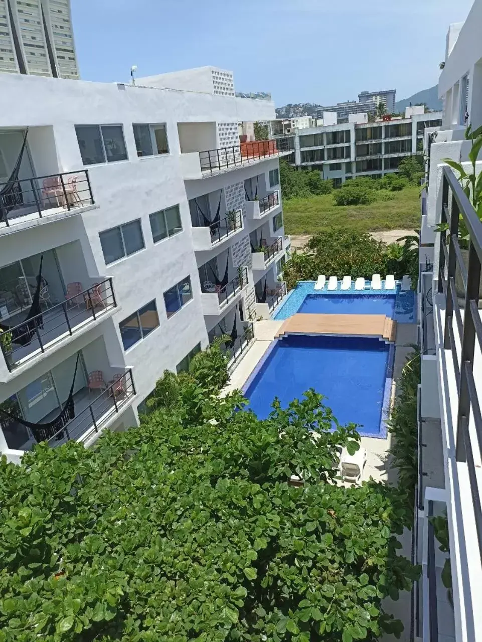 Pool View in Papaya Condo Acapulco Diamante -Solo Adultos