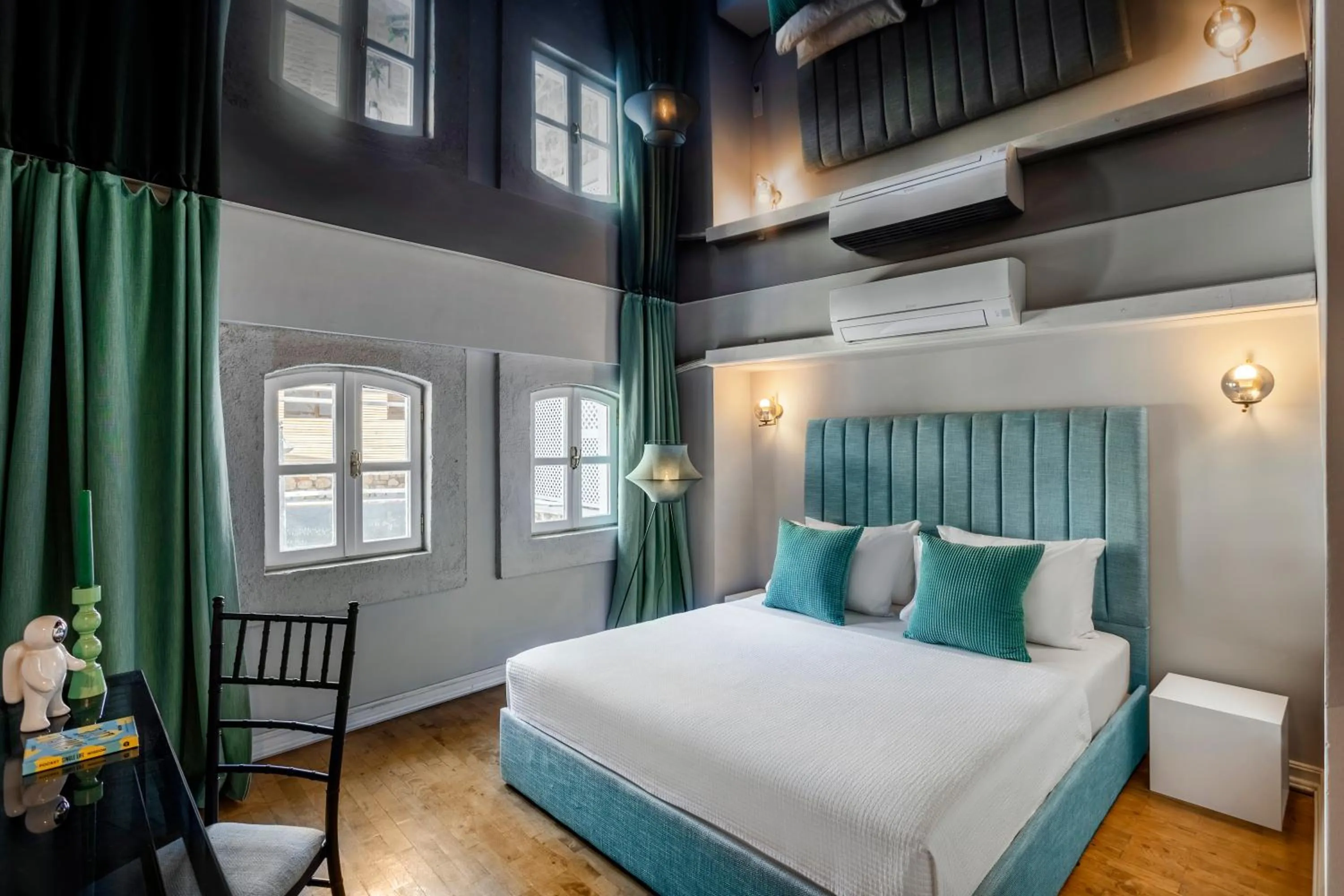 Bed in Palmenhaus Antalya