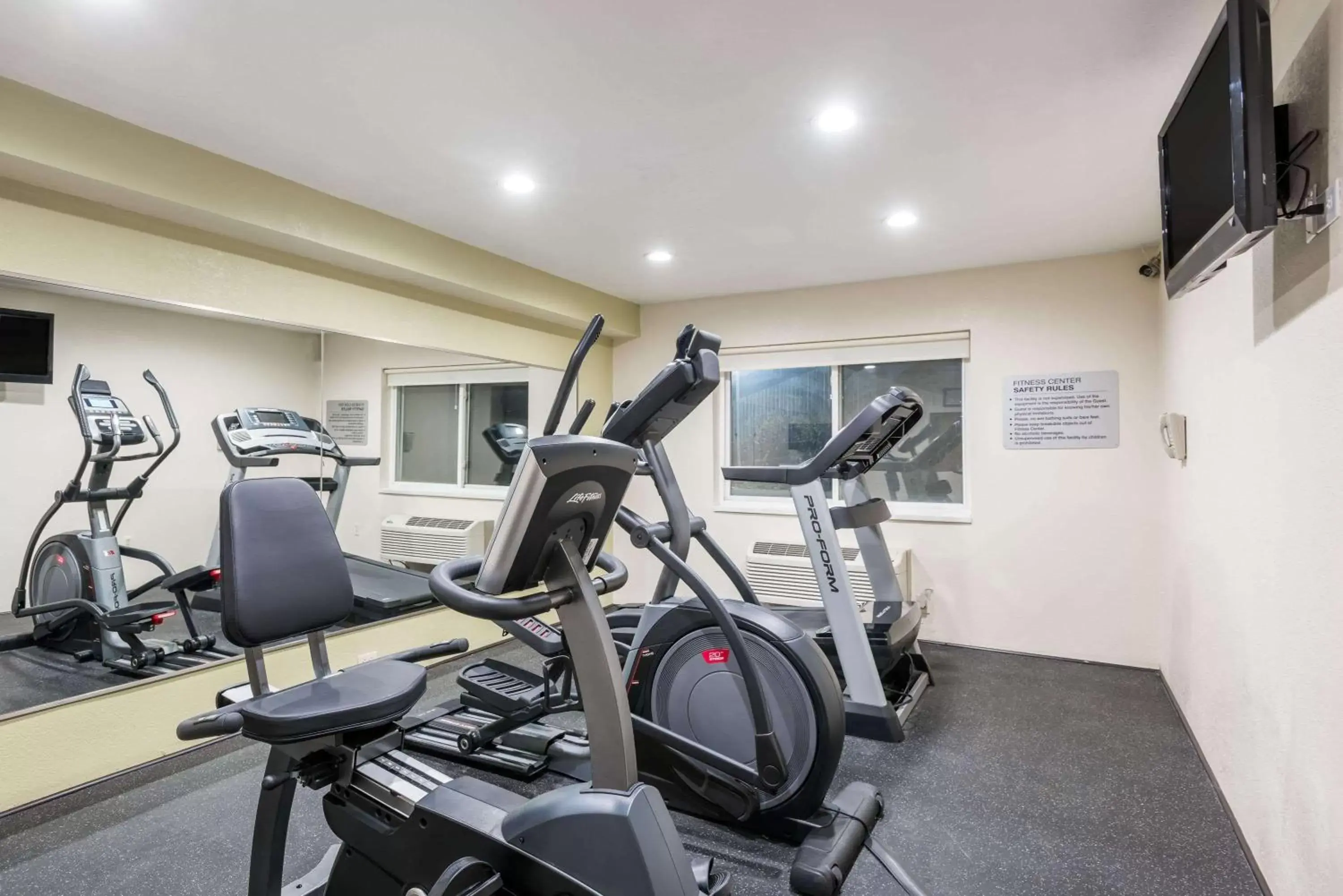 Fitness centre/facilities, Fitness Center/Facilities in Ramada by Wyndham Coeur d'Alene