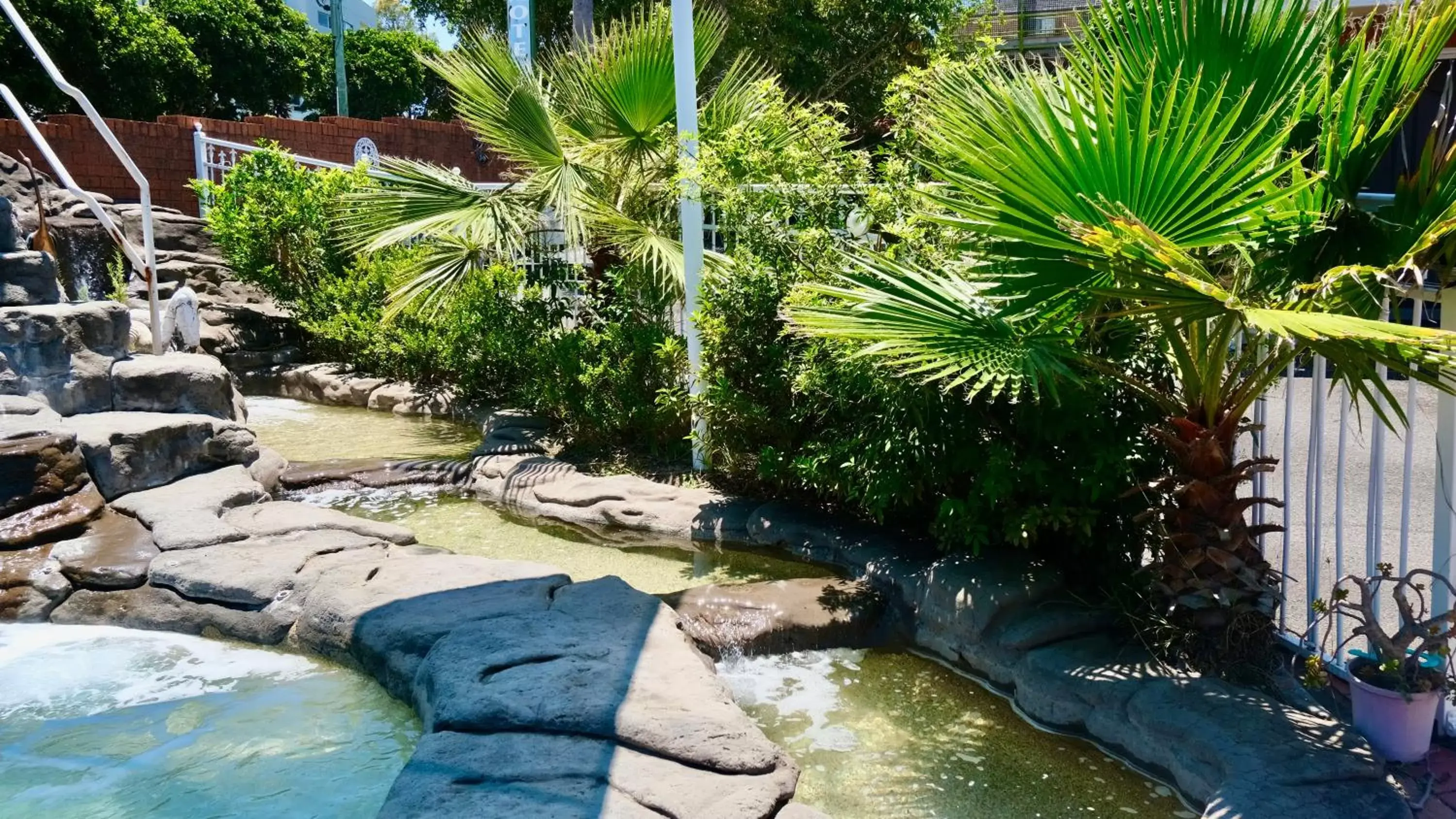 Pool view in Sapphire Palms Motel