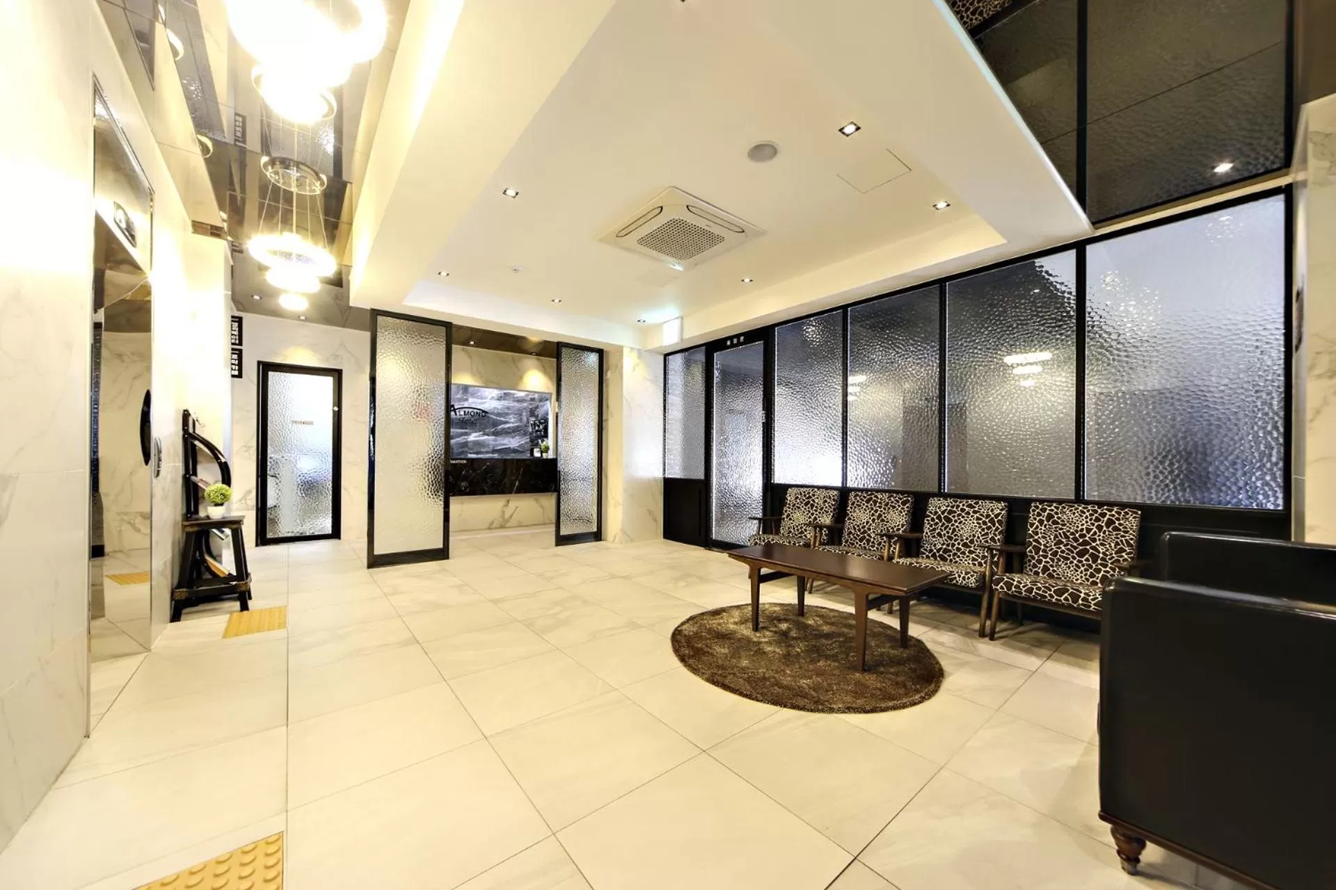 Lobby or reception in Masan Almond Hotel
