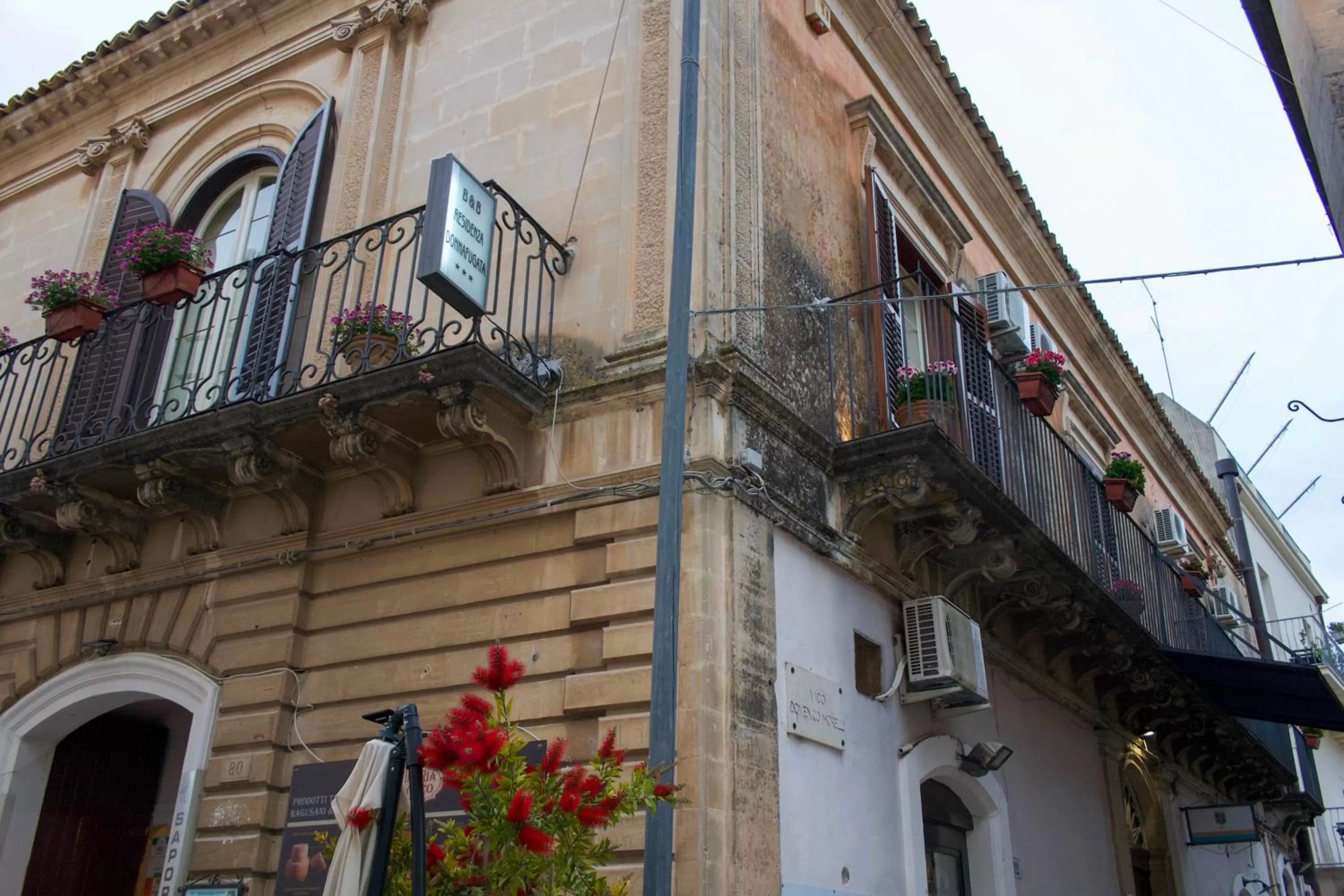 Property building in Residenza Donnafugata B&B