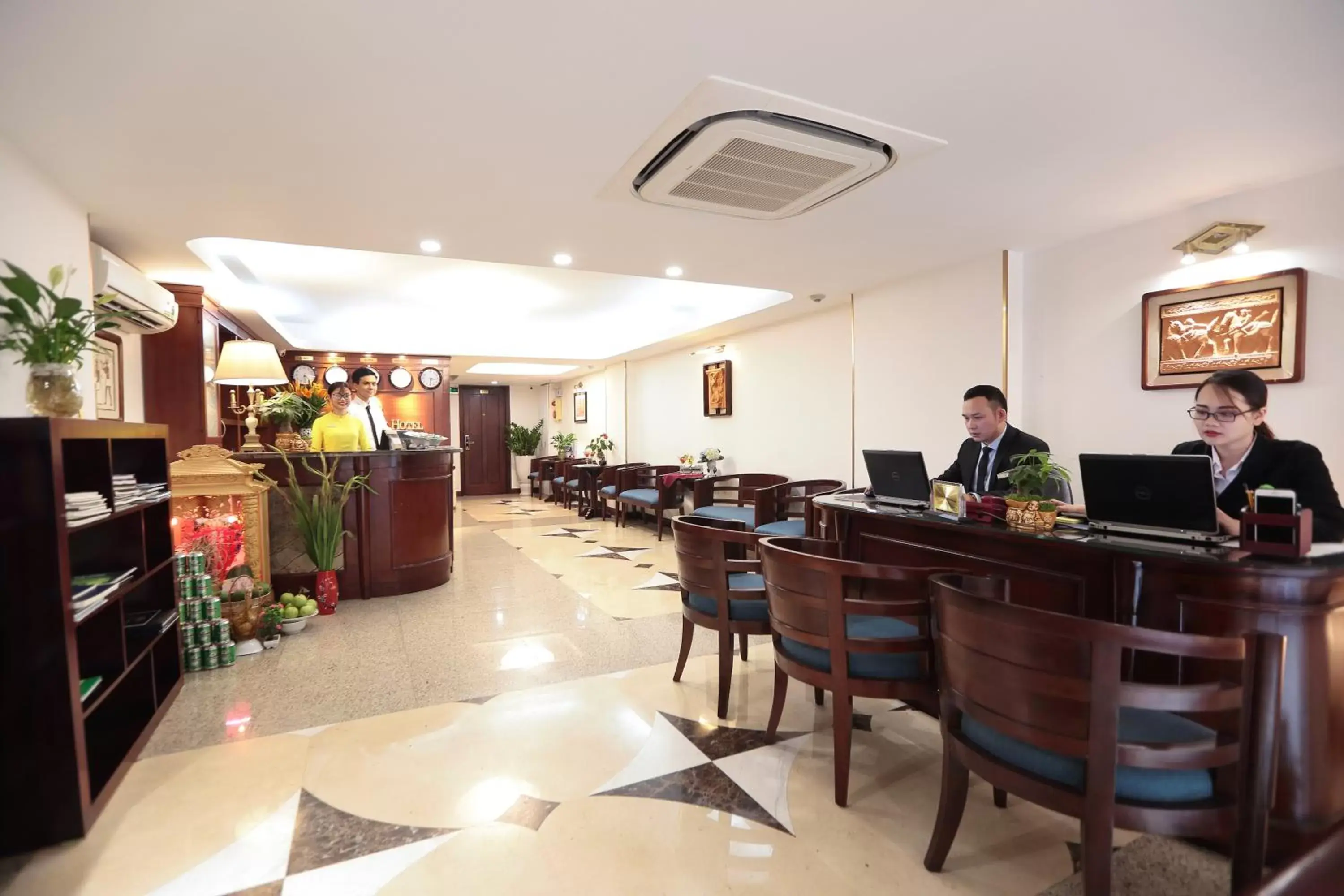 Property building in Hanoi Siva Luxury Hotel & Travel