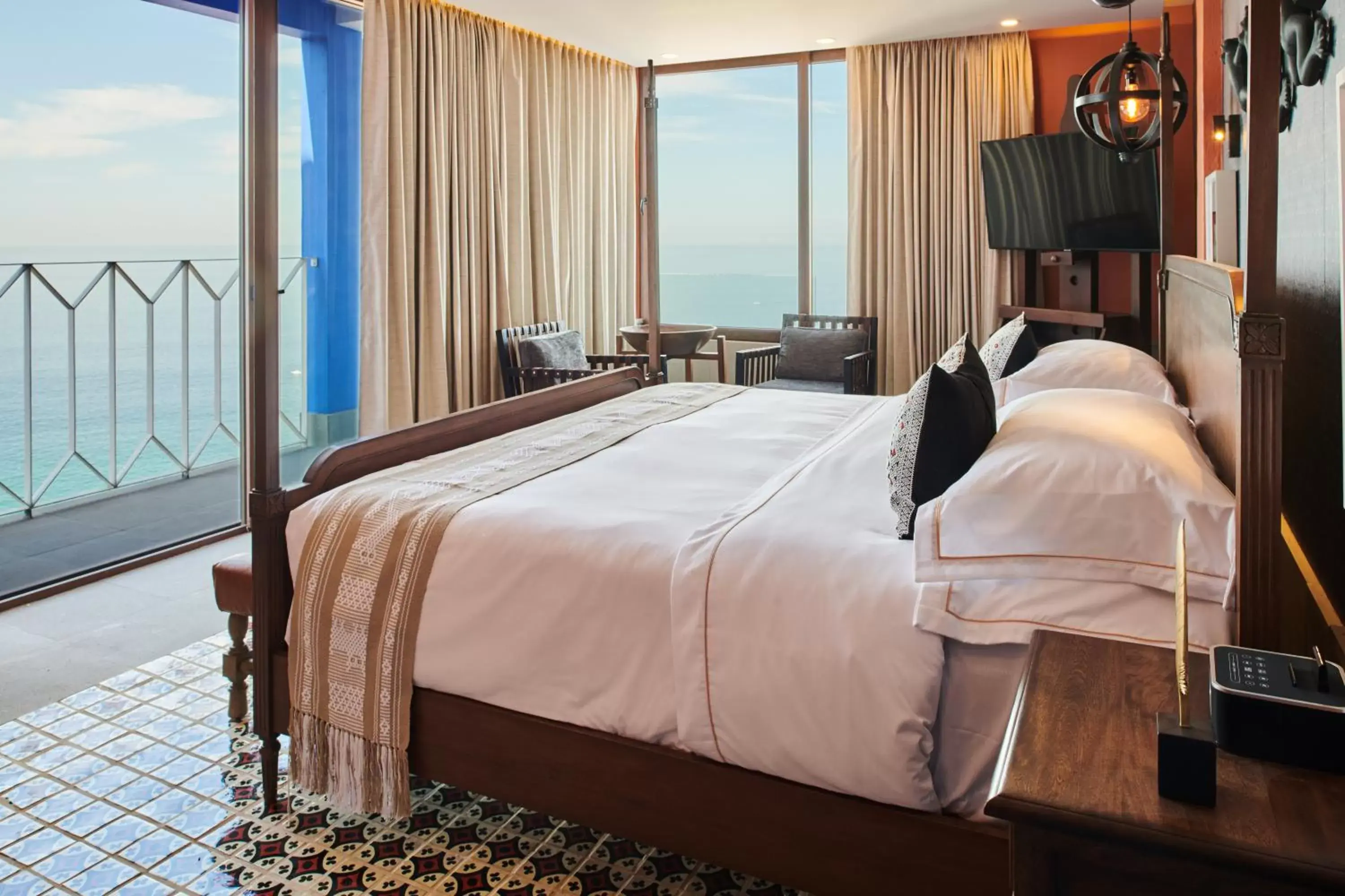 Bedroom, Sea View in Hotel Luxury Patio Azul