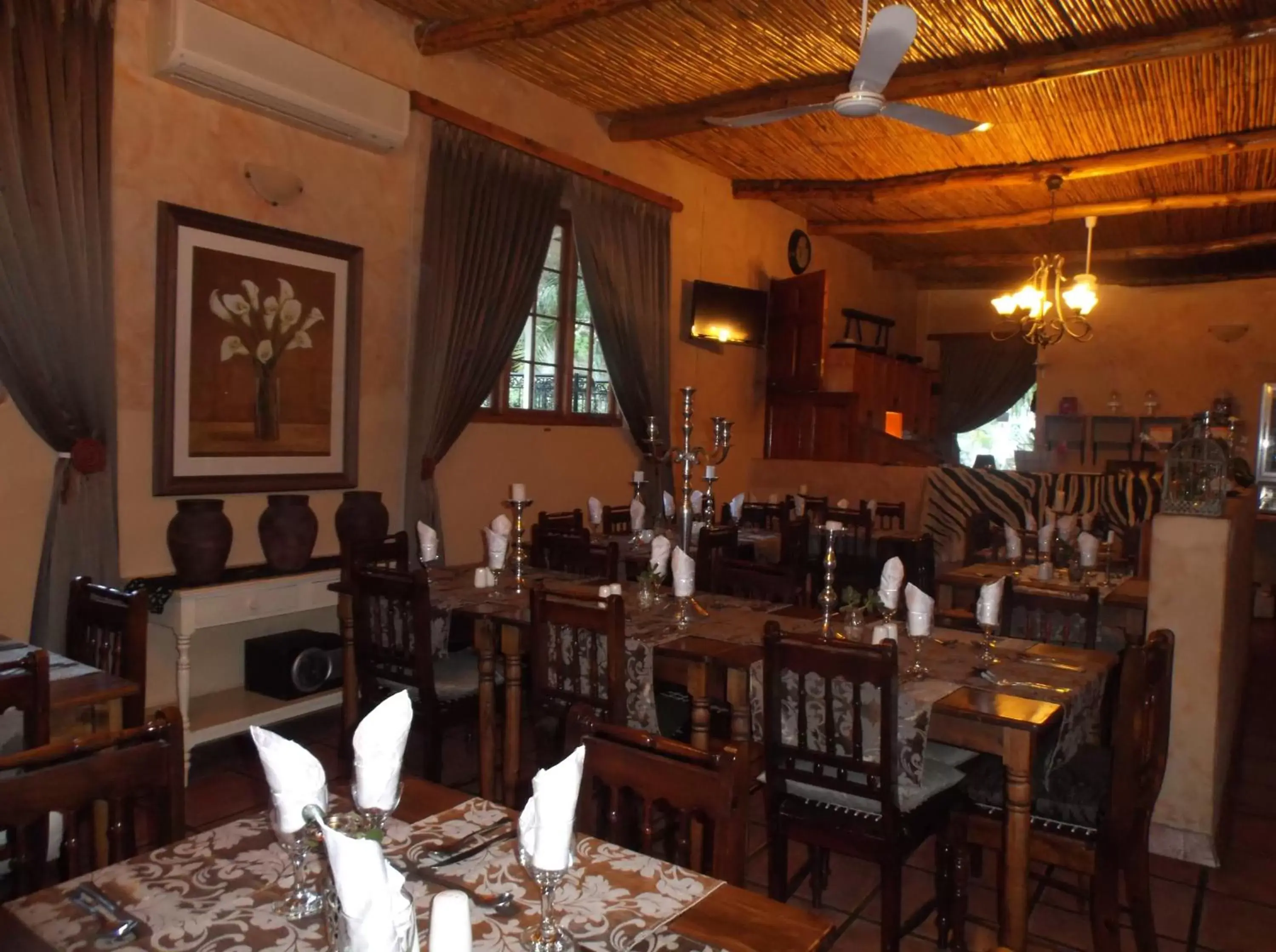 Restaurant/Places to Eat in Old Mill Lodge, Seasonal Working Ostrich Farm & Restaurant, Oudtshoorn