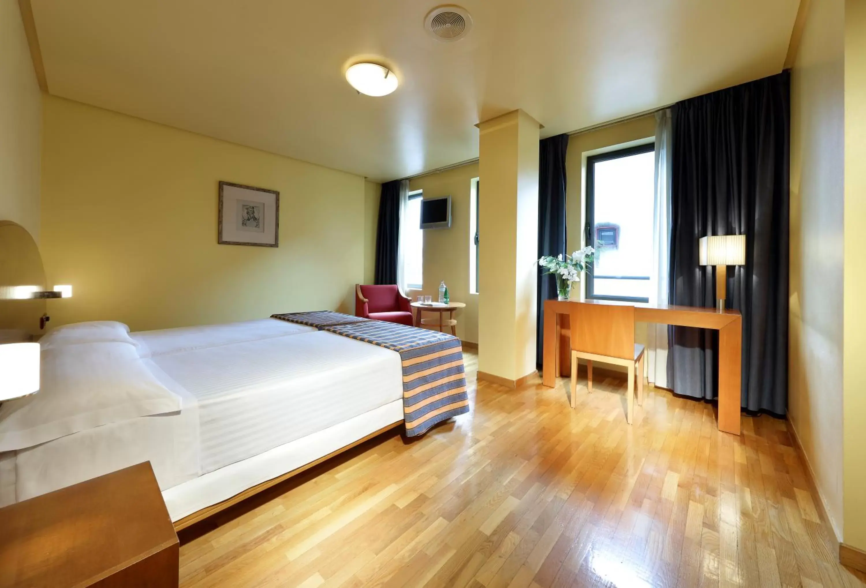 Bed in Exe Hotel El Magistral Bed in Exe Hotel El Magistral