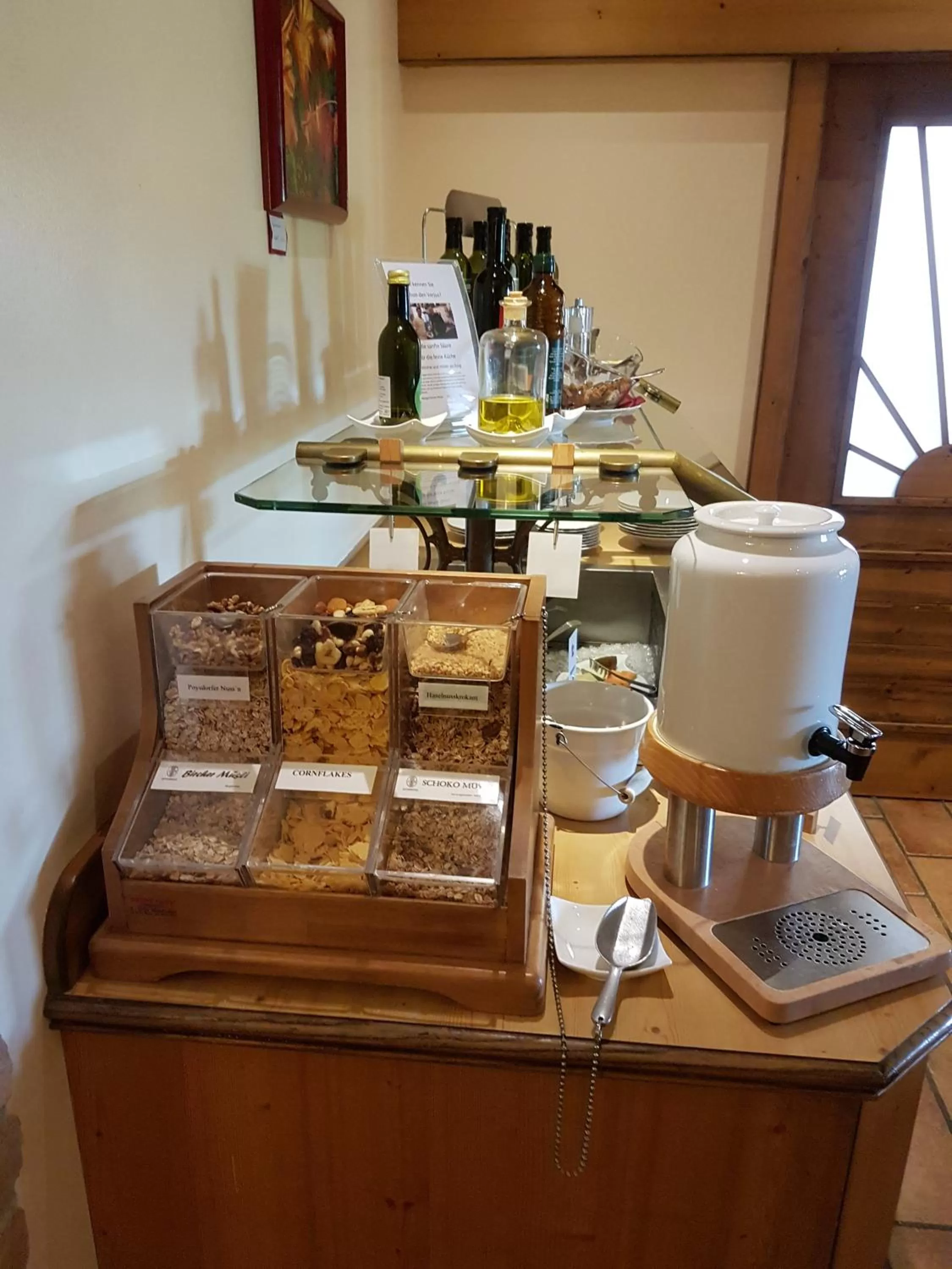 Buffet breakfast in Hotel Neustifter