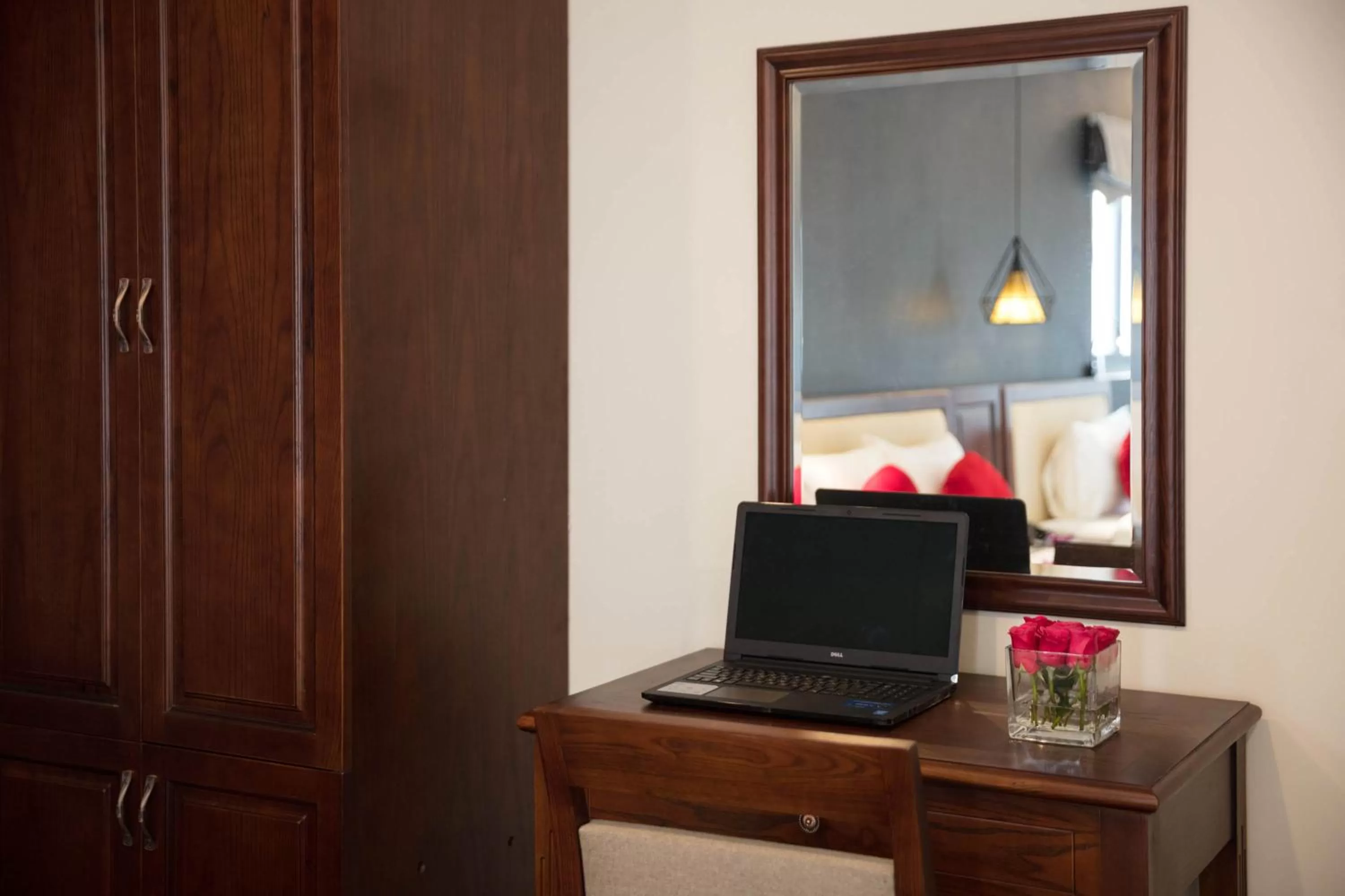 Seating area in Holiday Emerald Hotel