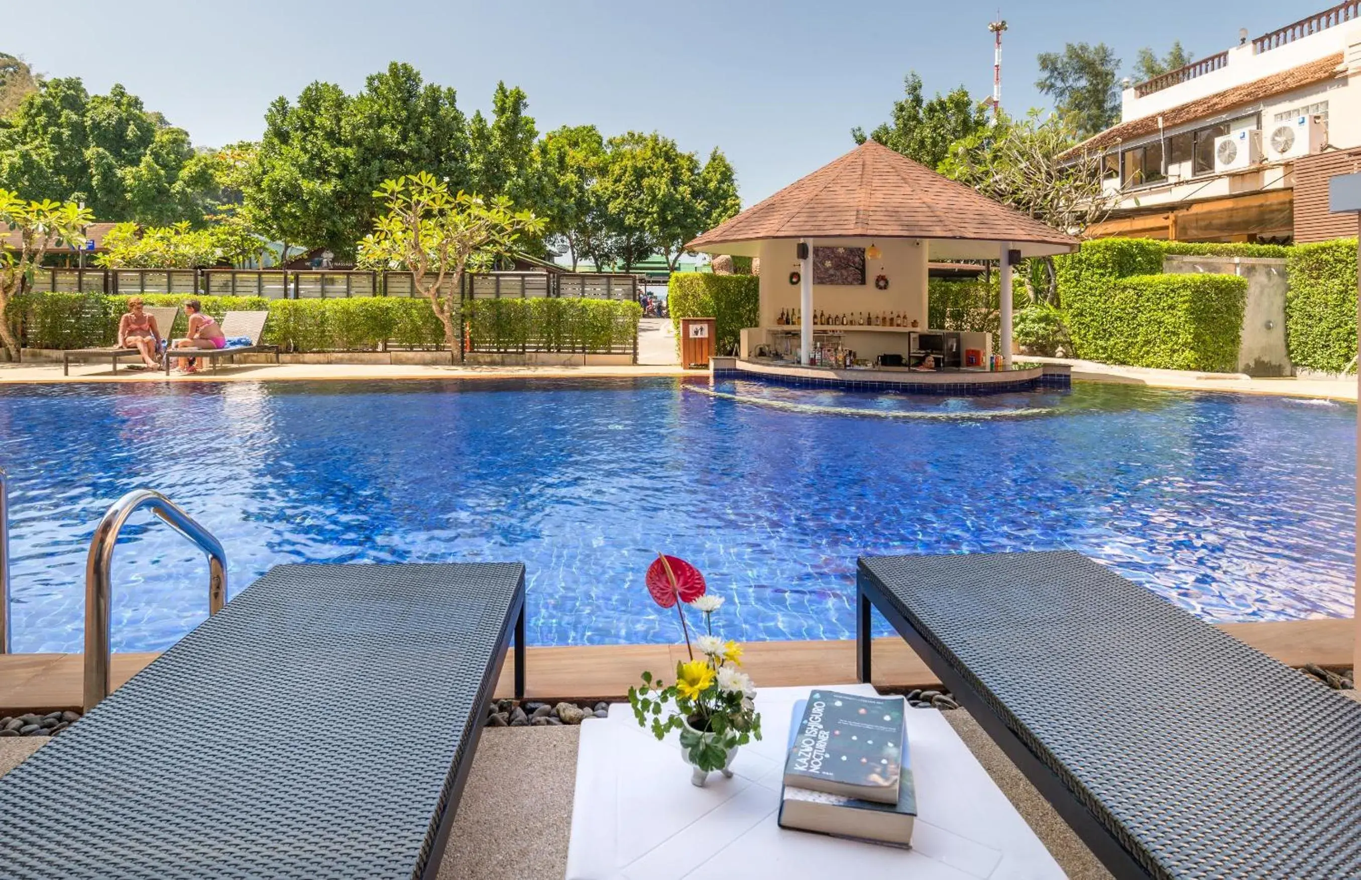 Photo of the whole room, Swimming Pool in Srisuksant Resort