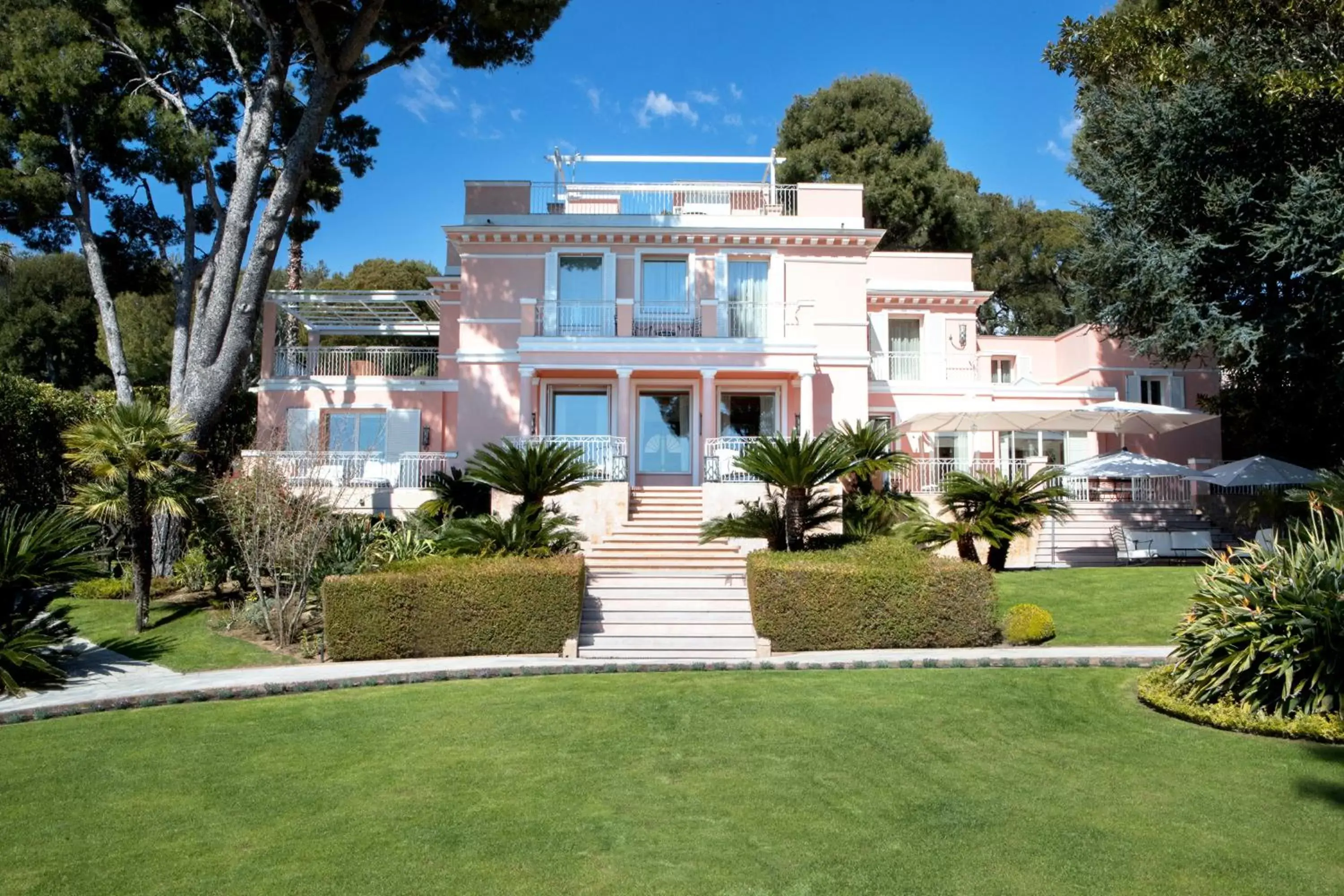 Area and facilities, Property Building in Grand-Hôtel du Cap-Ferrat, A Four Seasons Hotel