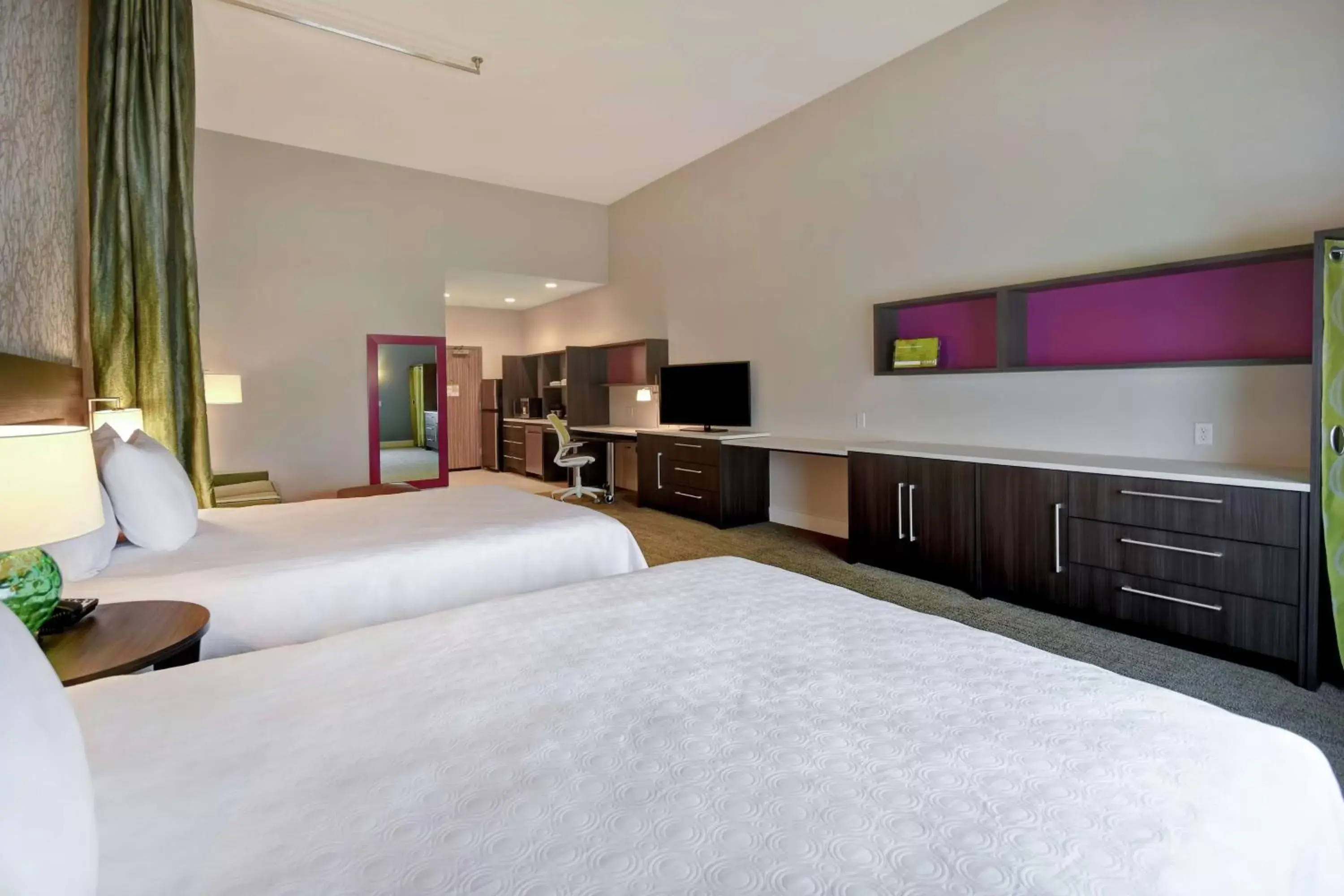 Bedroom in Home2 Suites by Hilton Wichita Northeast