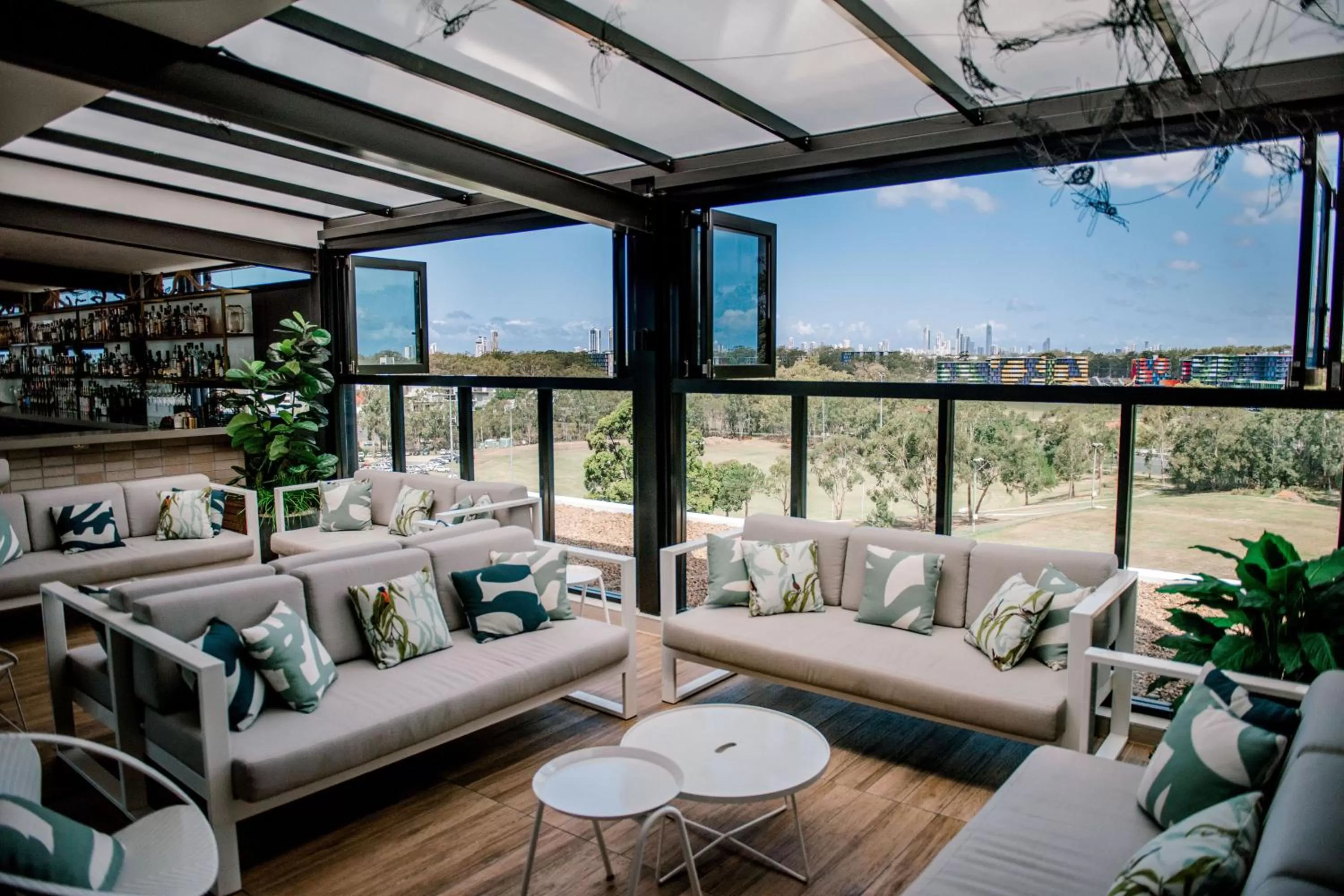 Lounge or bar in Mantra at Sharks