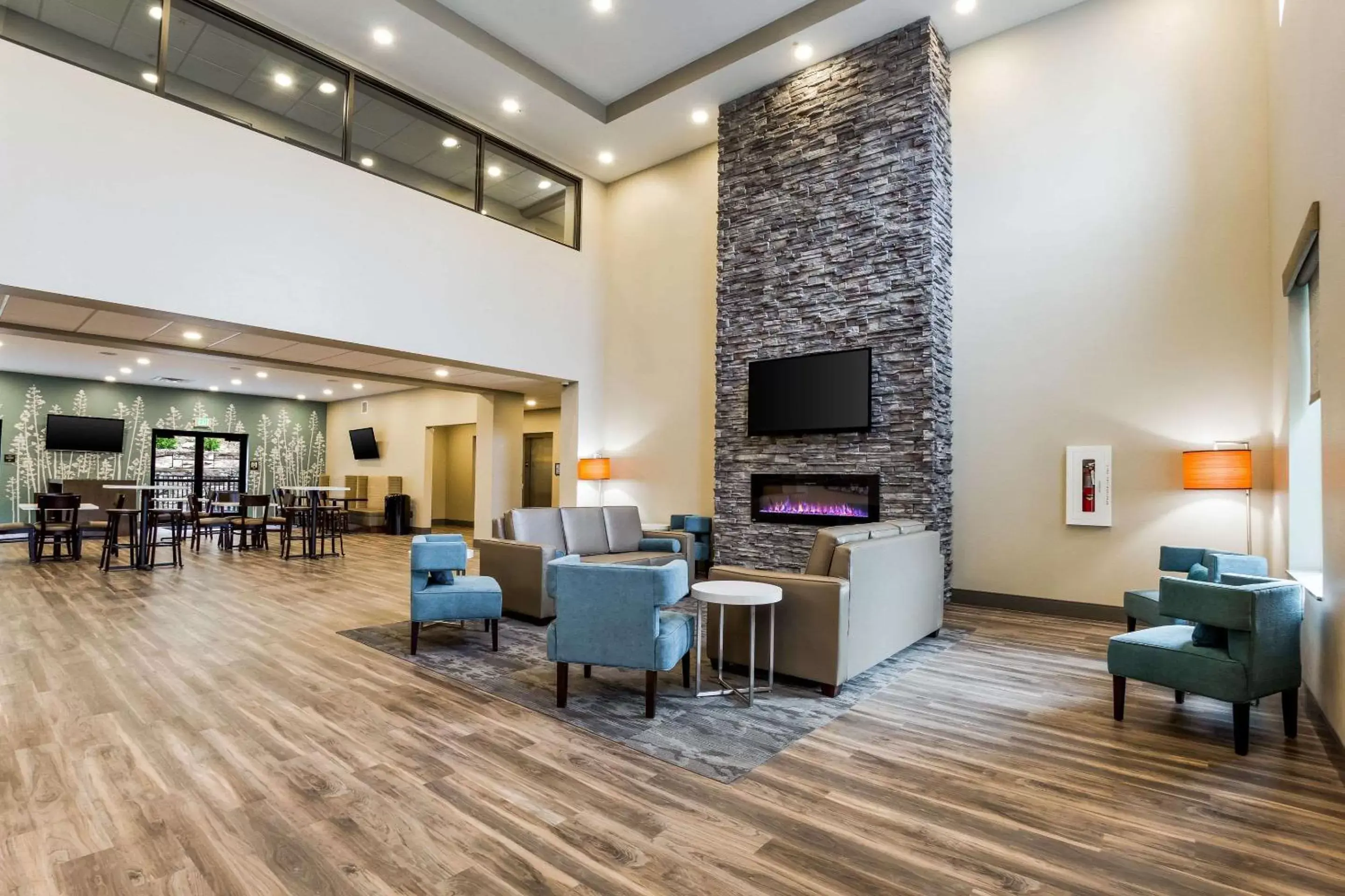 Lobby or reception, Seating Area in Sleep Inn Winfield - Teays Valley