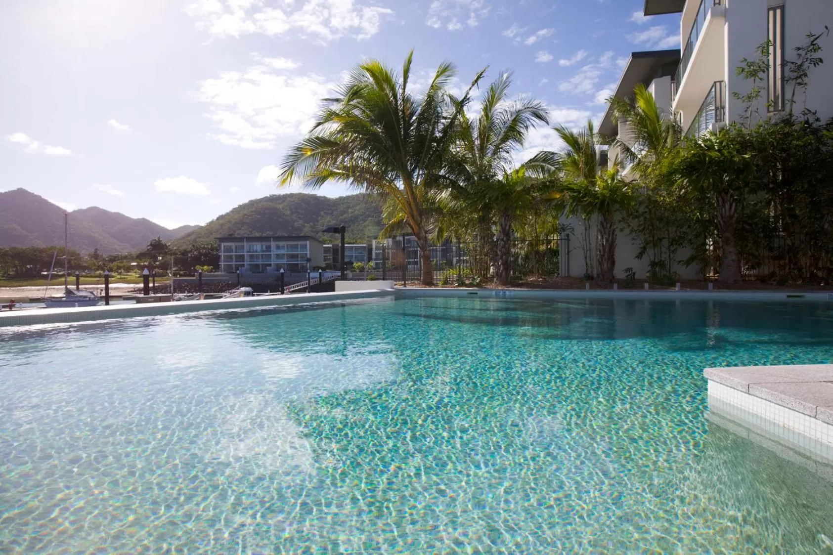 Swimming pool in Peppers Blue on Blue