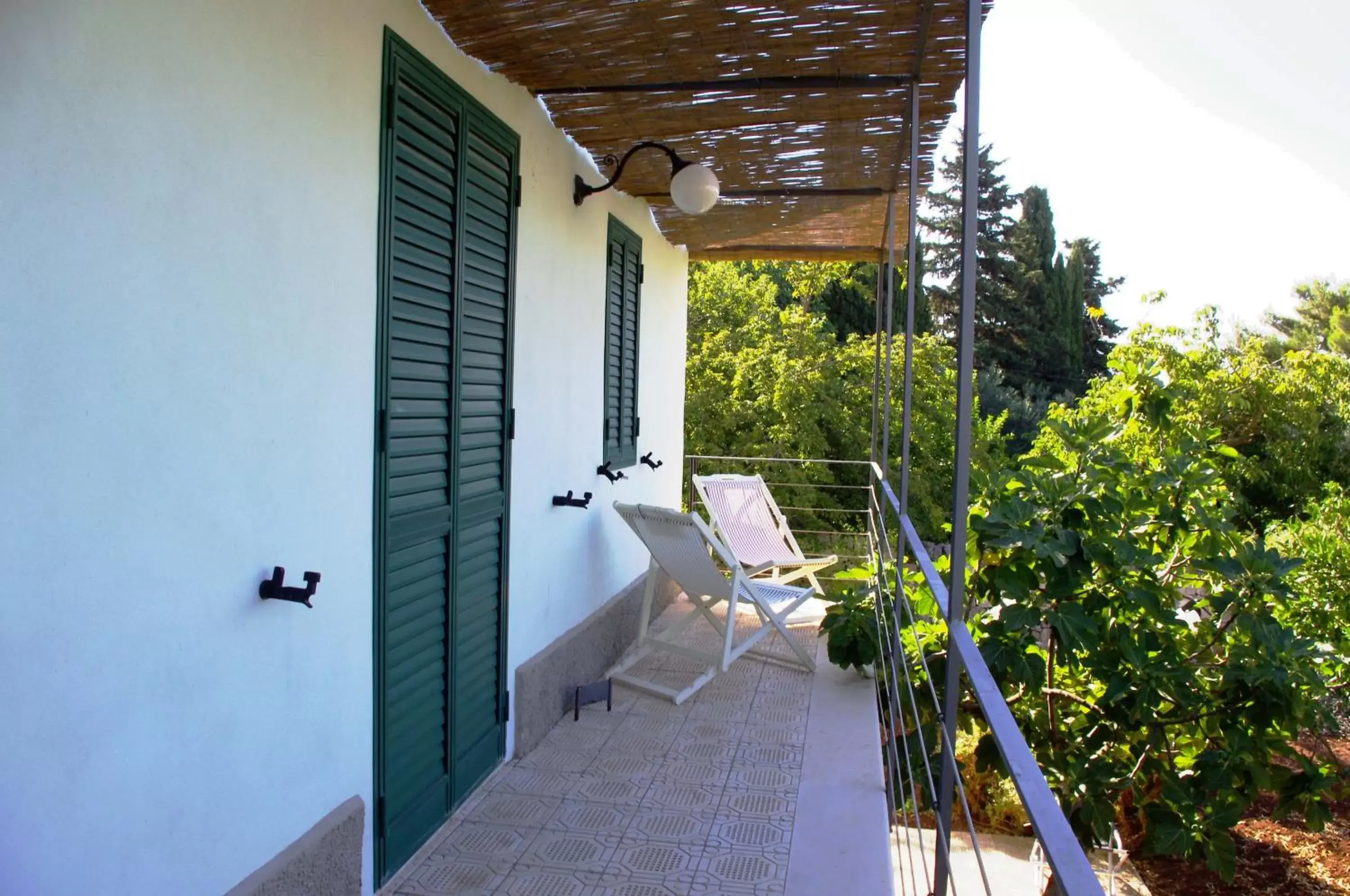 Garden, Balcony/Terrace in La Piccola Locanda