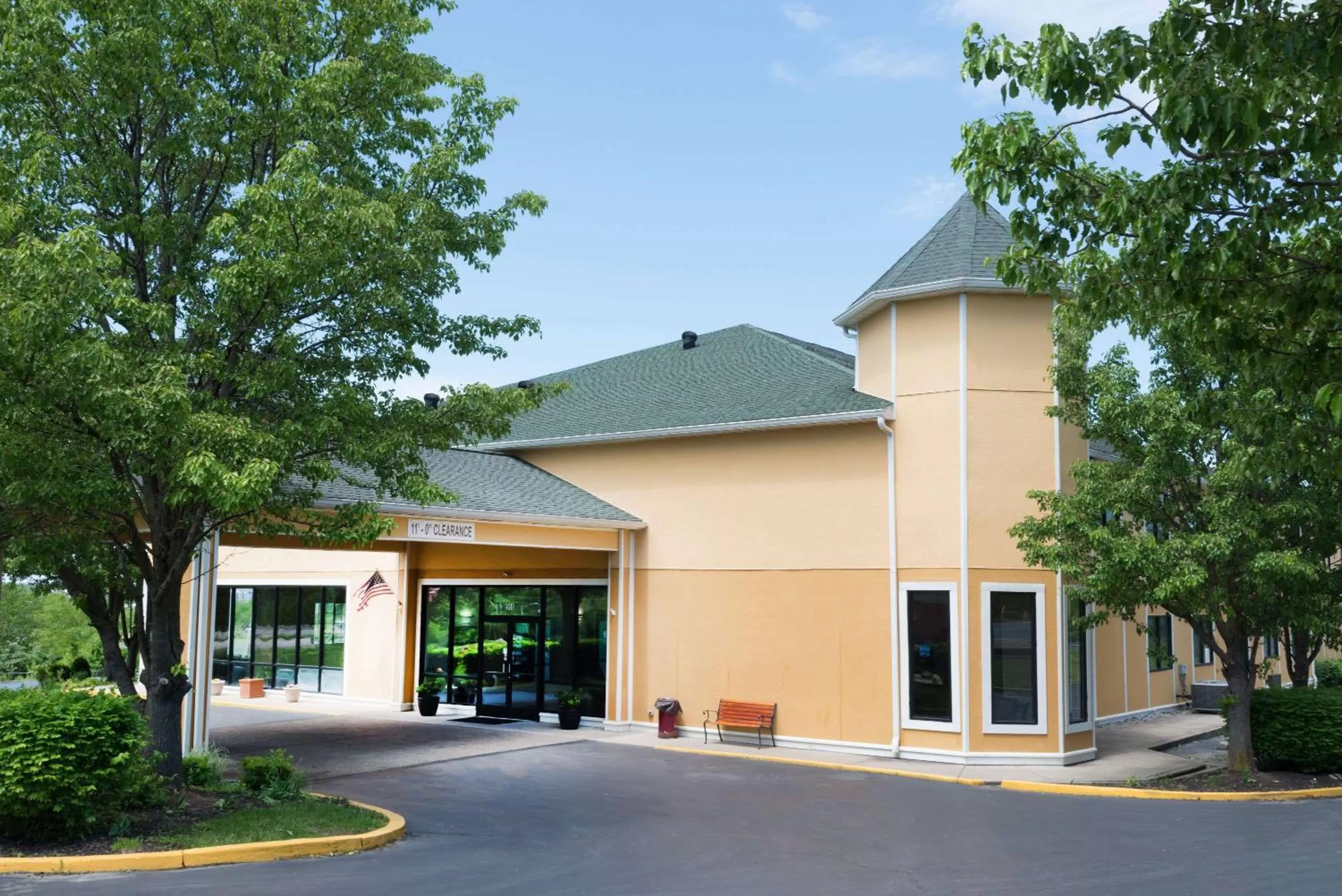 Property building in Baymont by Wyndham Winchester