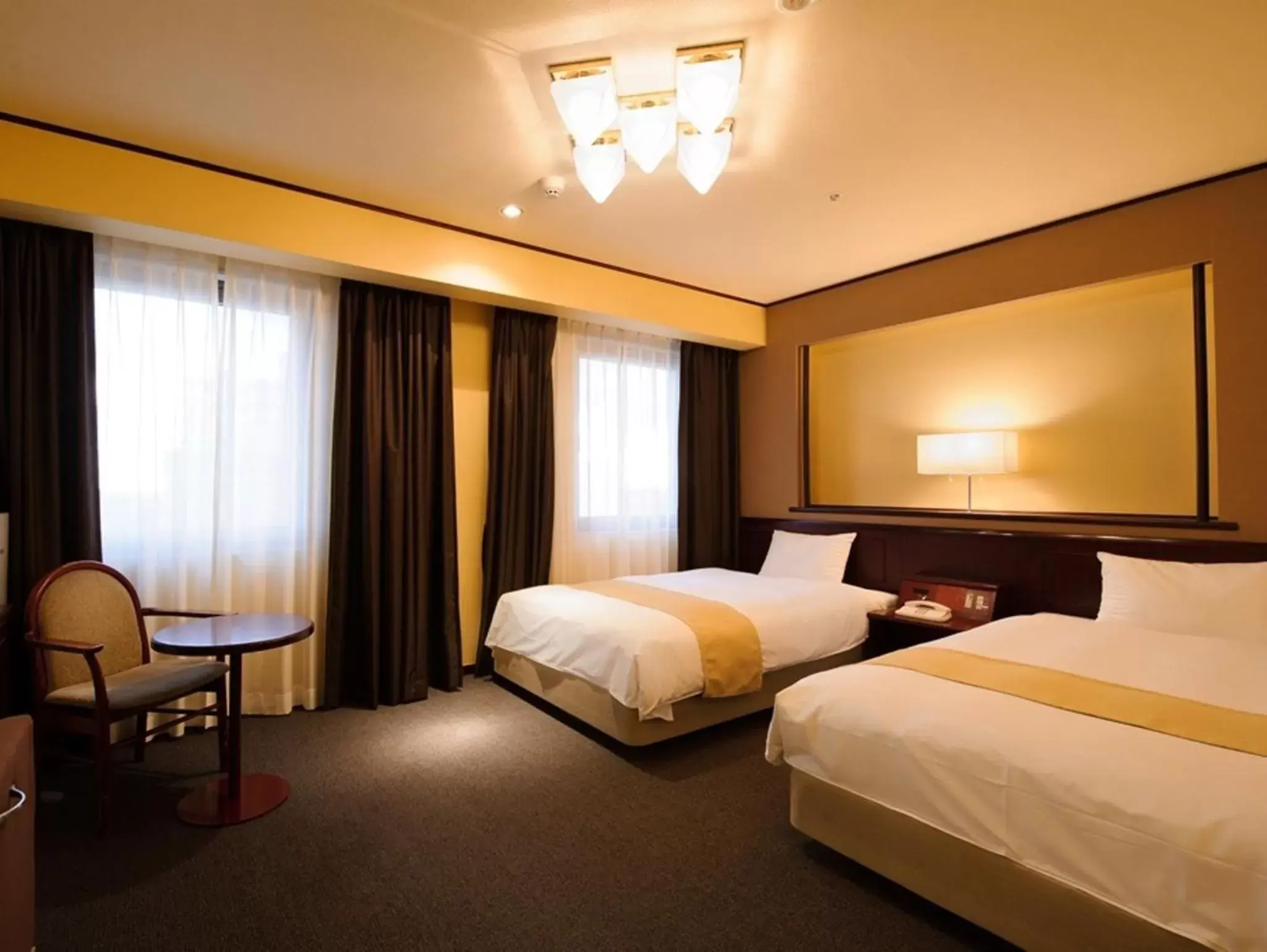 Photo of the whole room, Bed in Chisun Hotel Utsunomiya