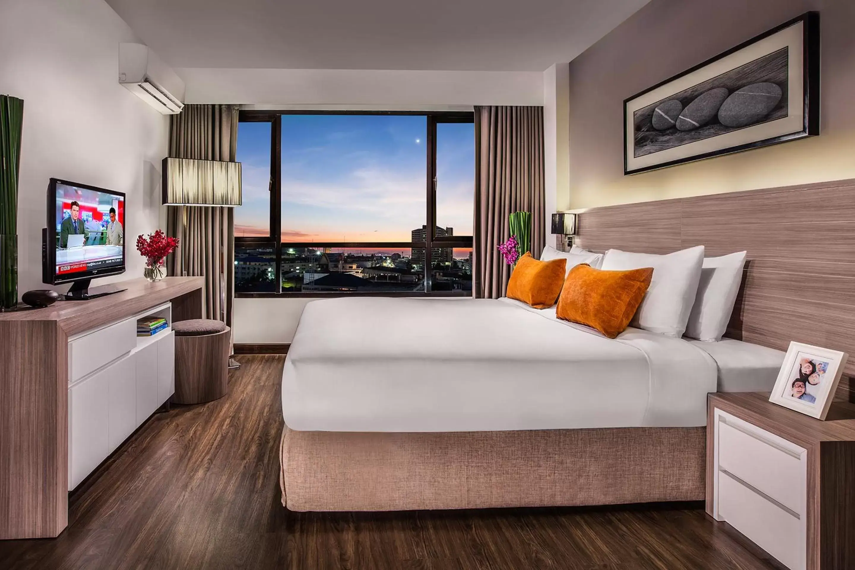 Bedroom, Bed in Citadines Grand Central Sri Racha Bedroom, Bed in Citadines Grand Central Sri Racha