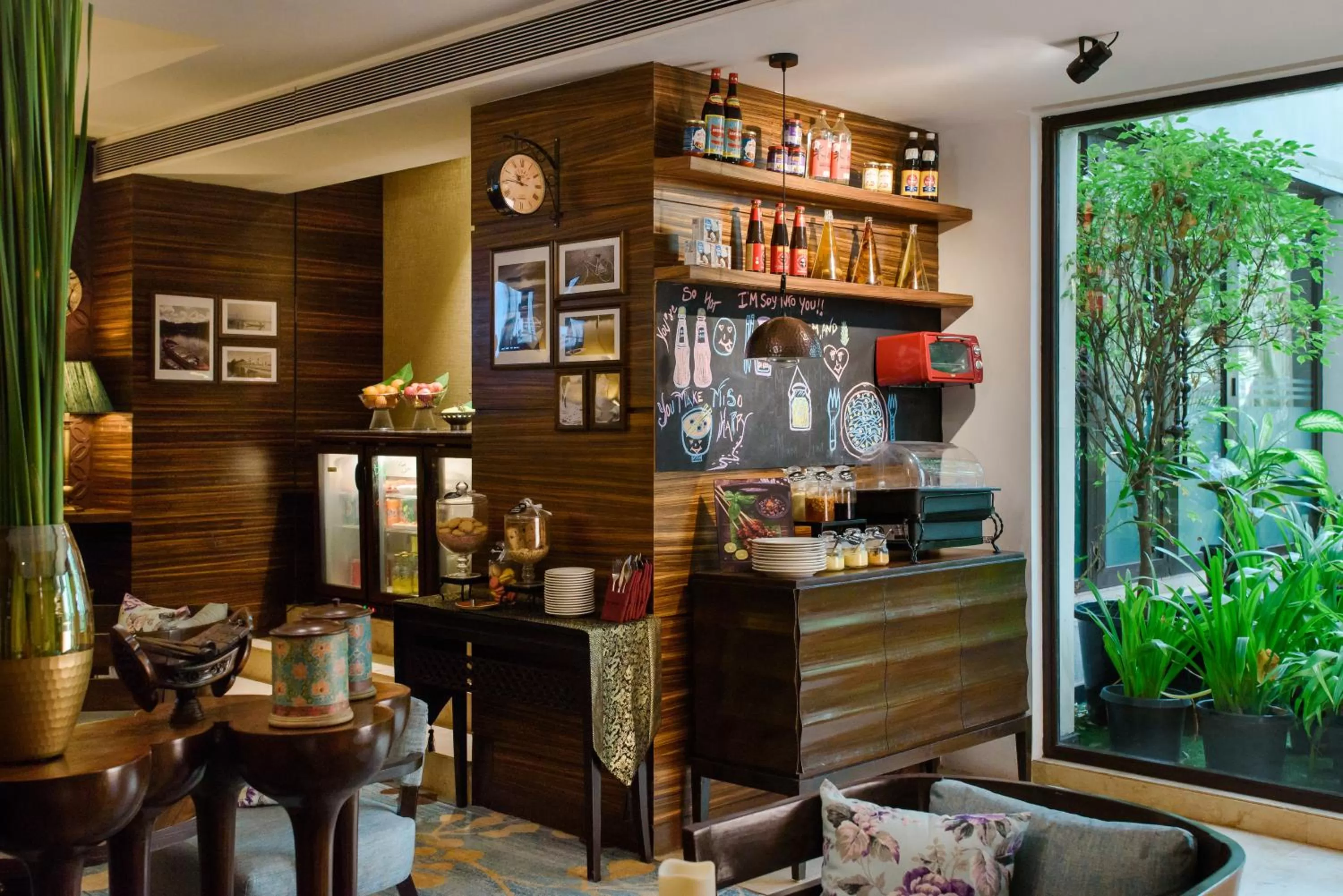 Food and drinks in Novotel Goa Resort & Spa Candolim