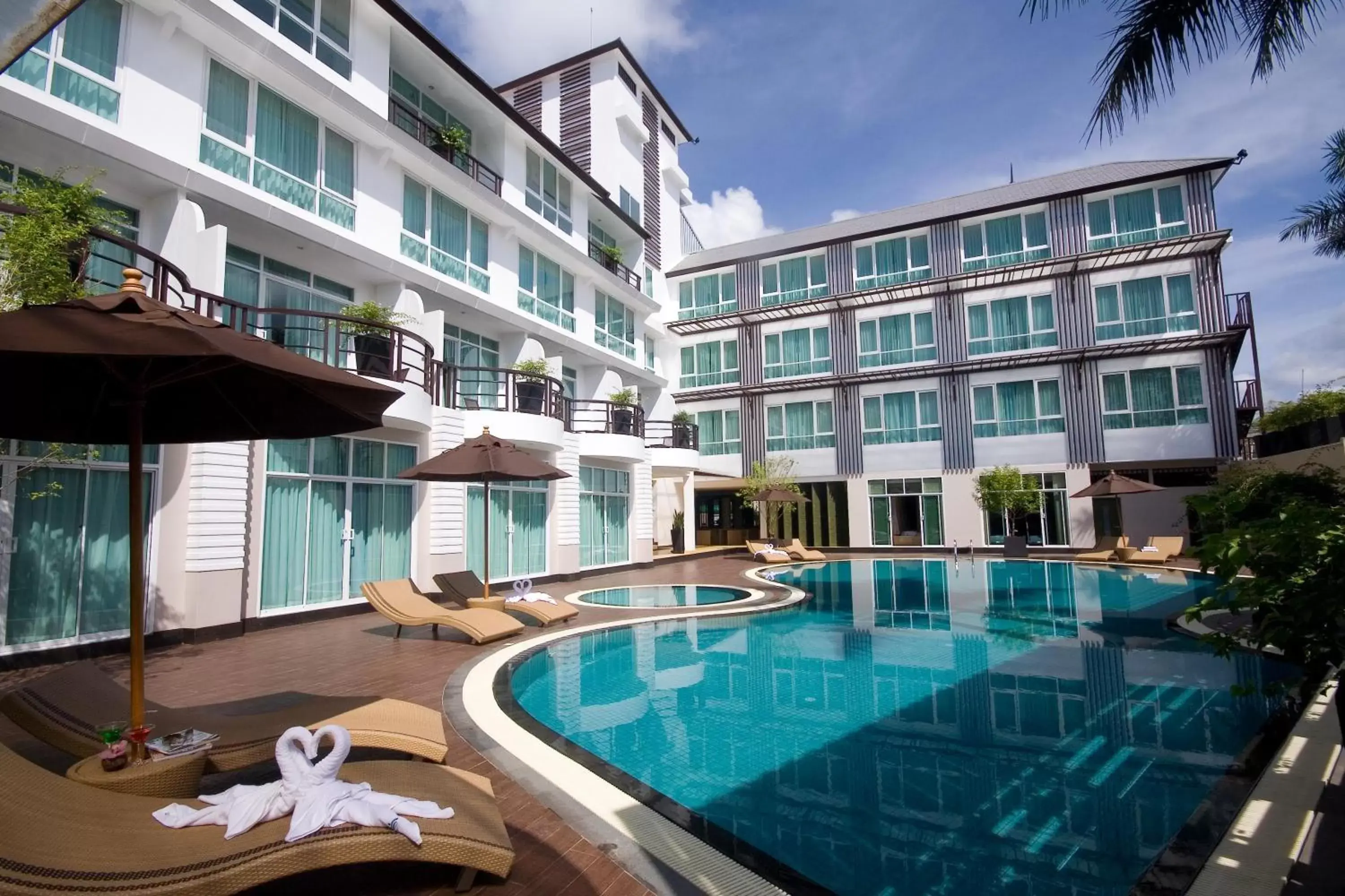 Swimming Pool in A-Te Chumphon Hotel - SHA Plus