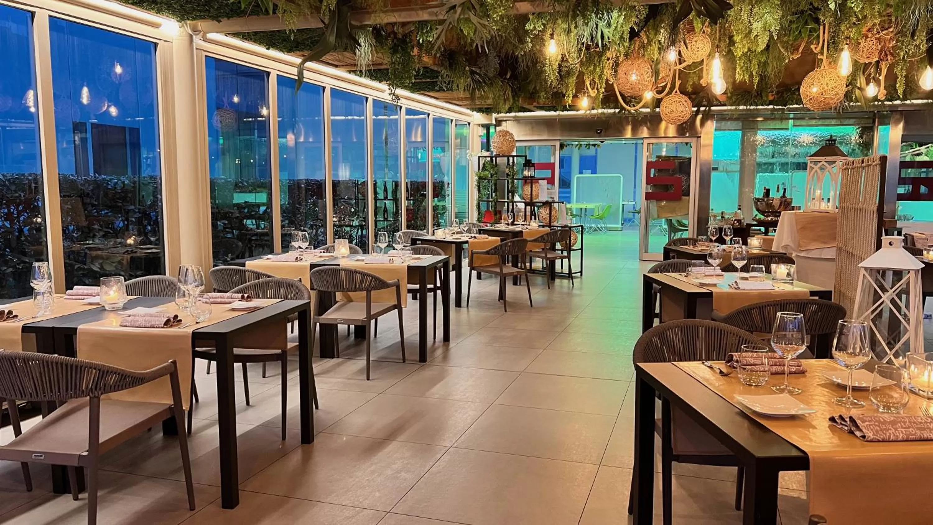 Restaurant/places to eat in San Ranieri Hotel