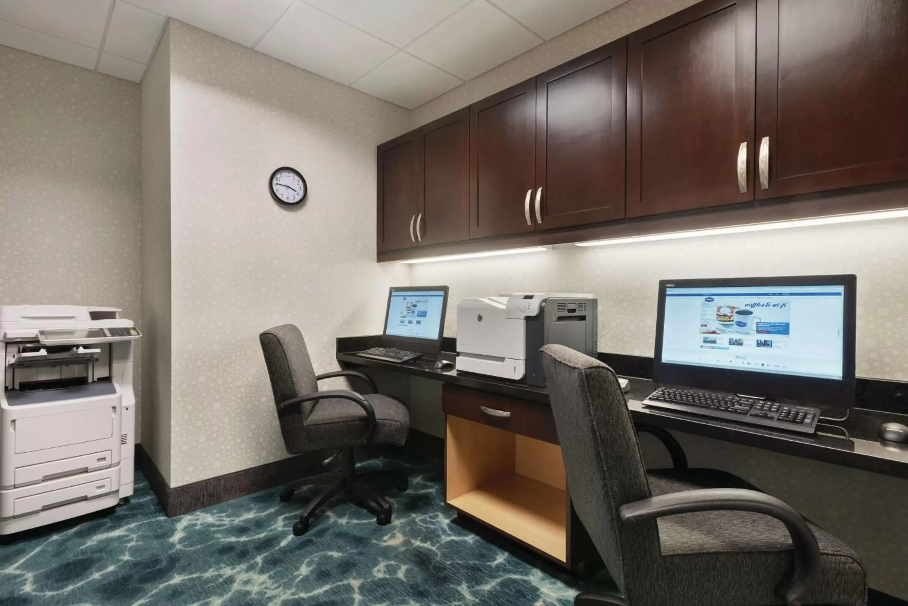 Business facilities, Business Area/Conference Room in Hampton Inn & Suites Mishawaka/South Bend at Heritage Square