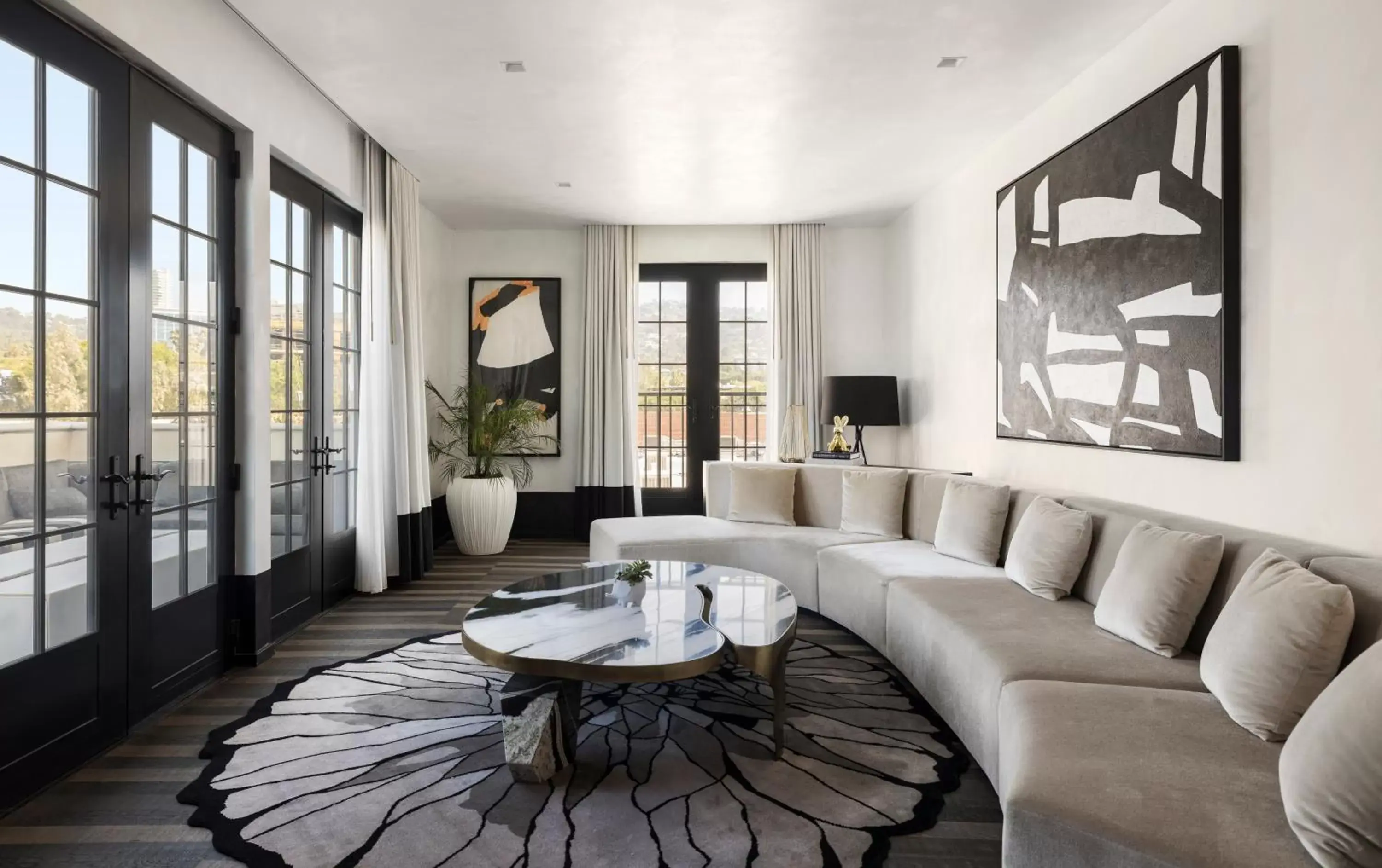 Penthouse in Kimpton La Peer Hotel West Hollywood by IHG Penthouse in Kimpton La Peer Hotel West Hollywood by IHG