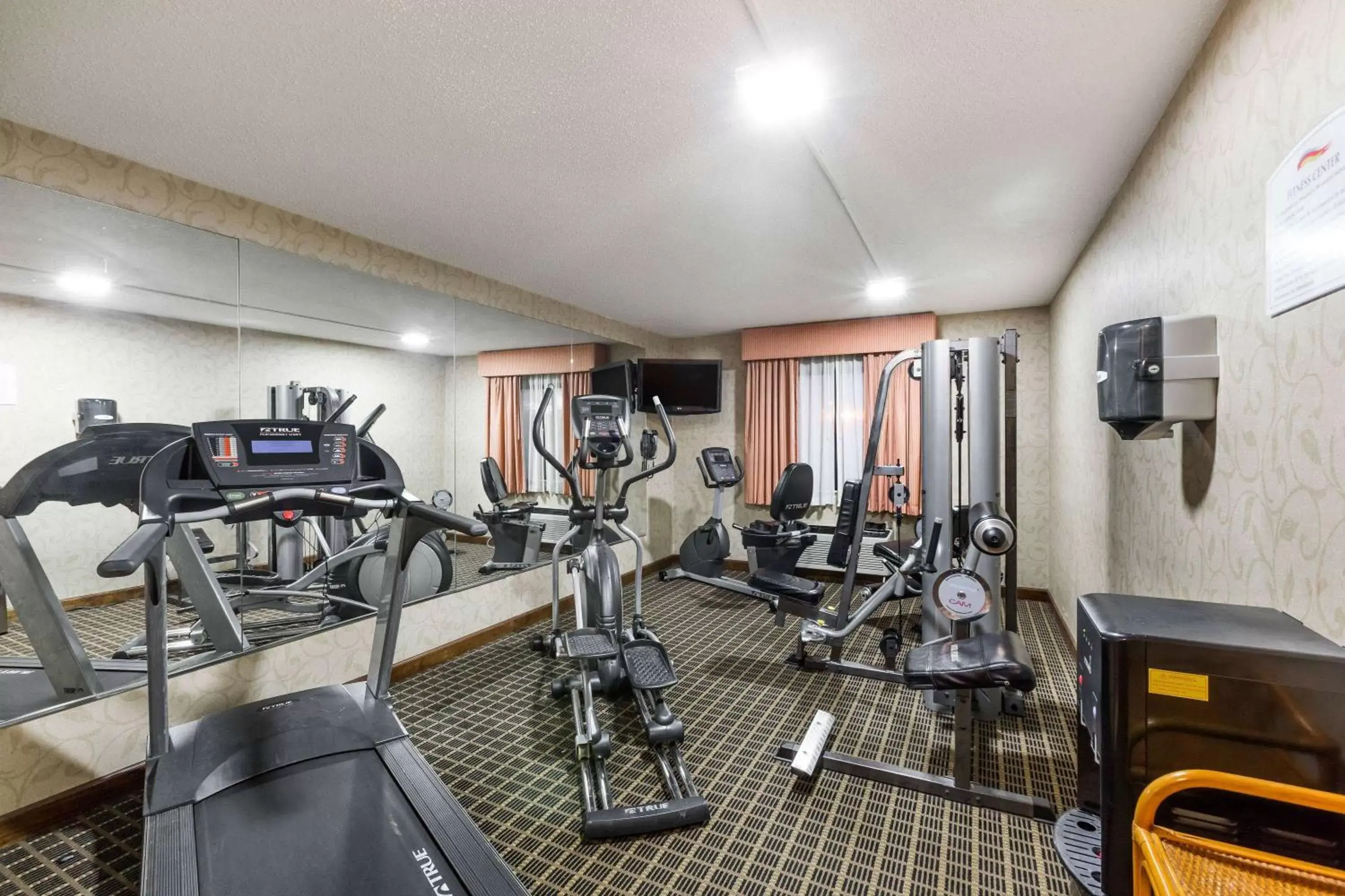 Fitness centre/facilities, Fitness Center/Facilities in Baymont by Wyndham Louisville South I 65