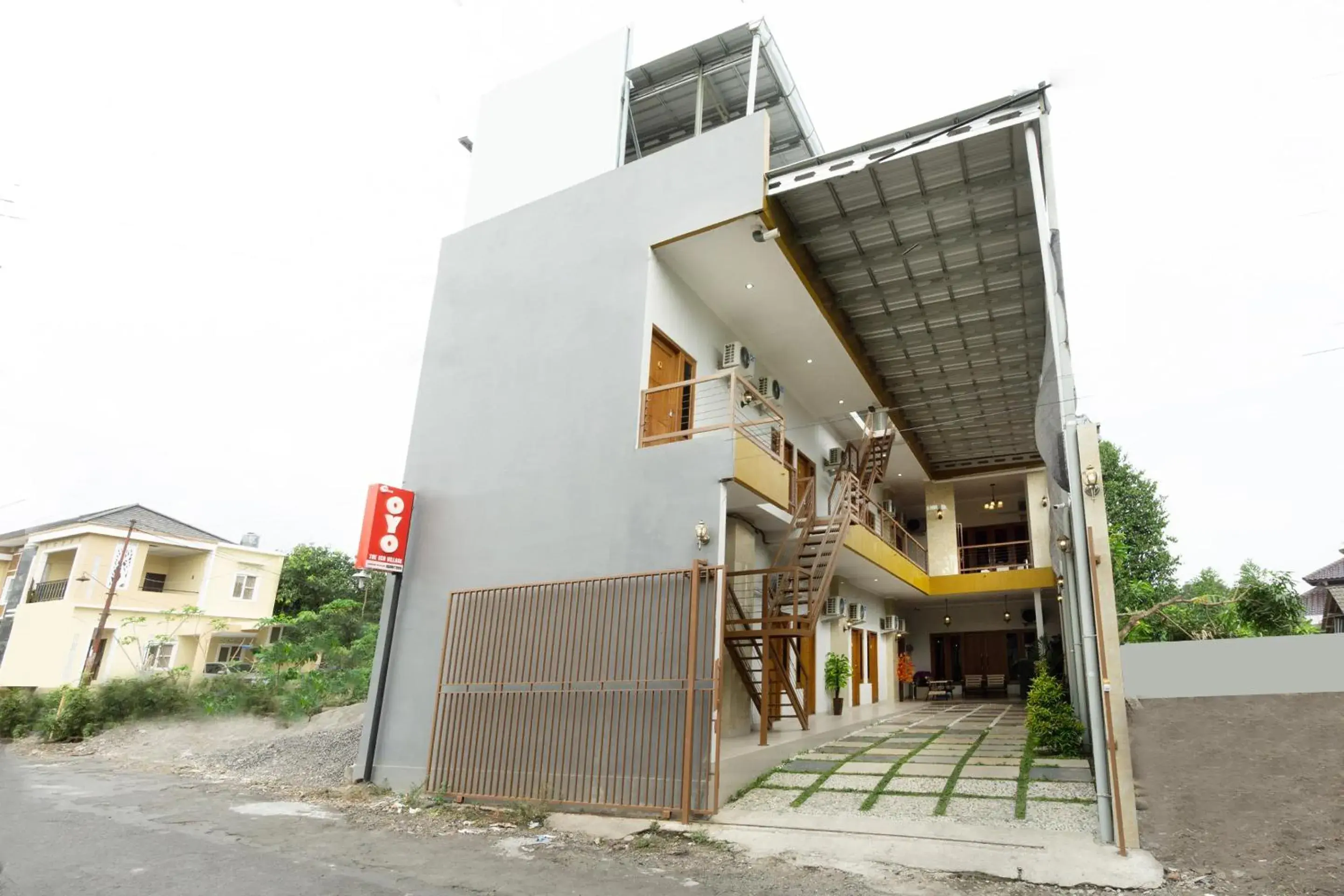 Facade/entrance, Property Building in OYO 1846 The Ecovillage