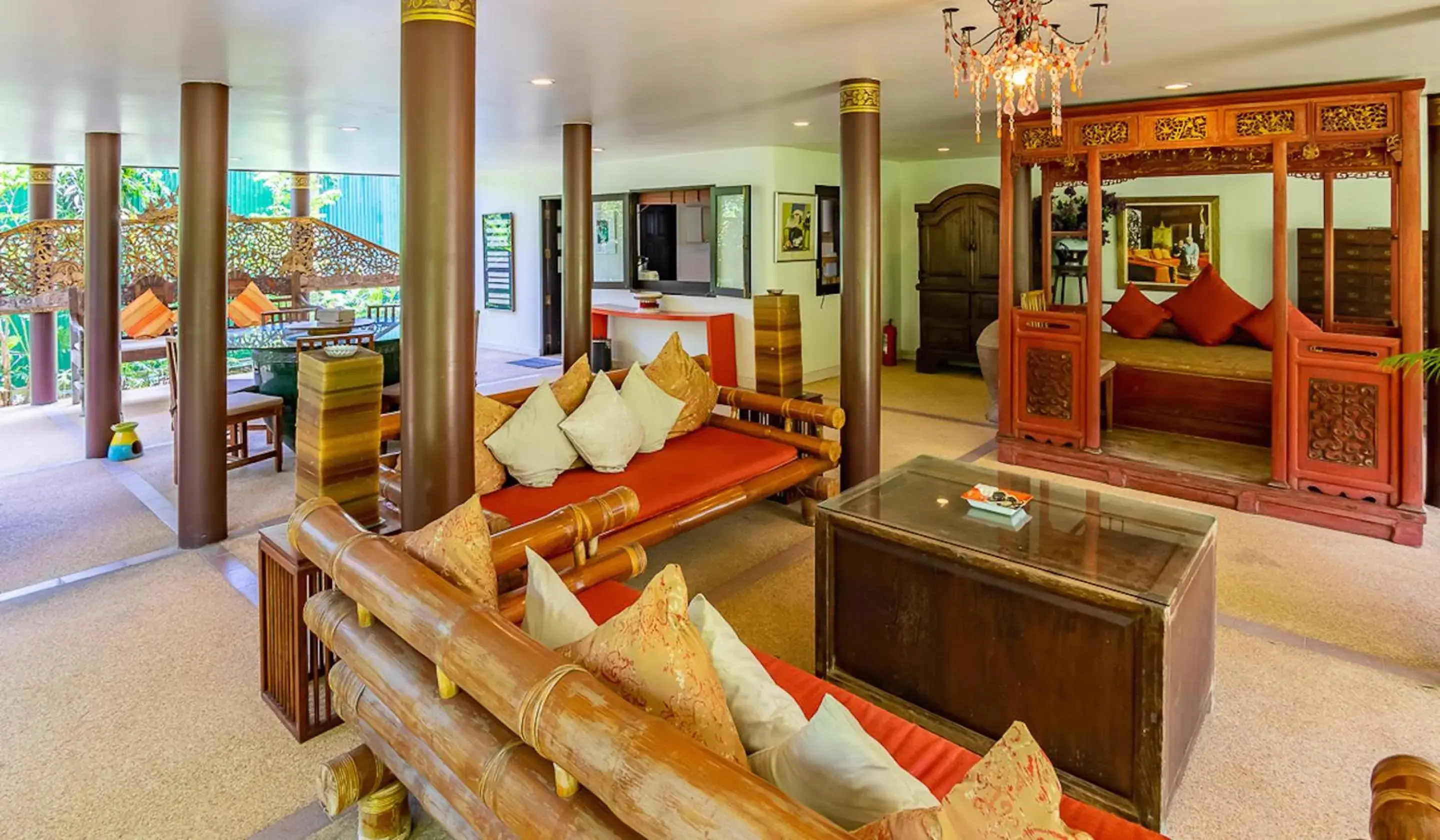 Living room, Seating Area in Ban Keaw Villas