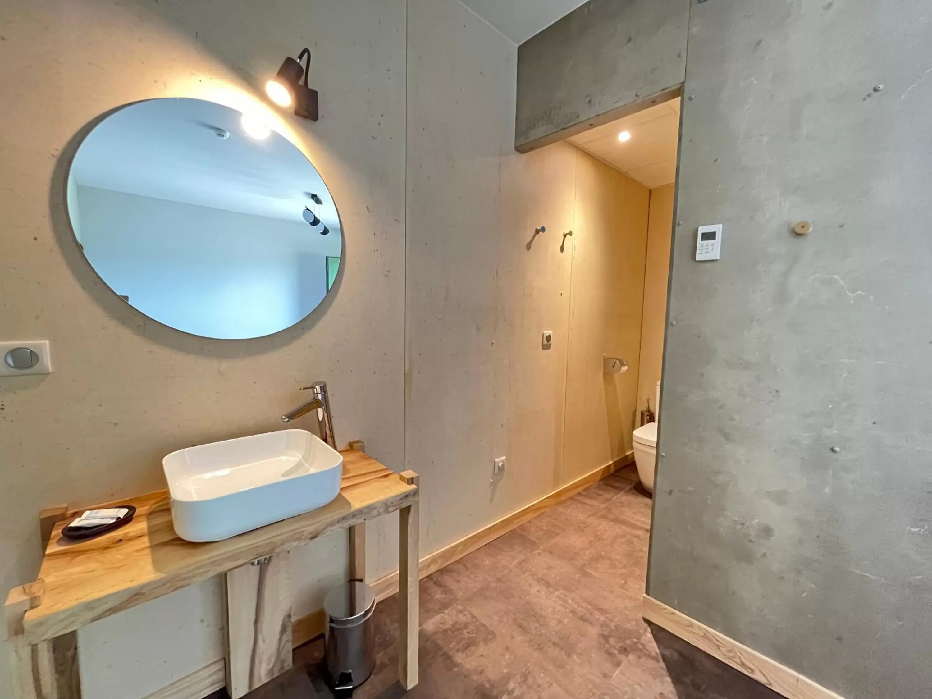 Bathroom in Hôtel En Tilleul