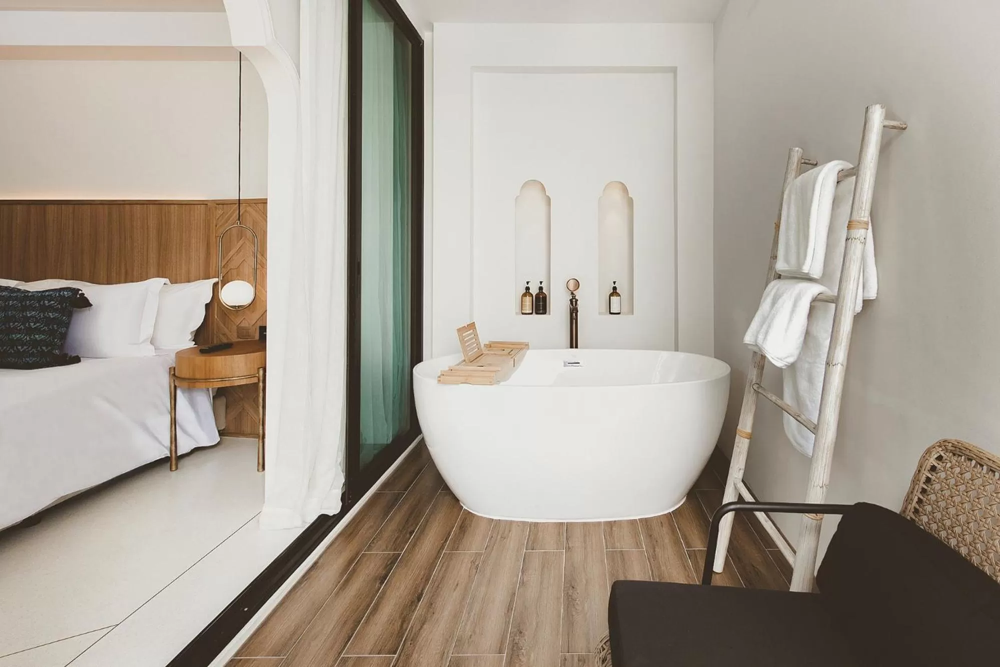 Bath, Bed in THEE Vijit Lanna by TH District