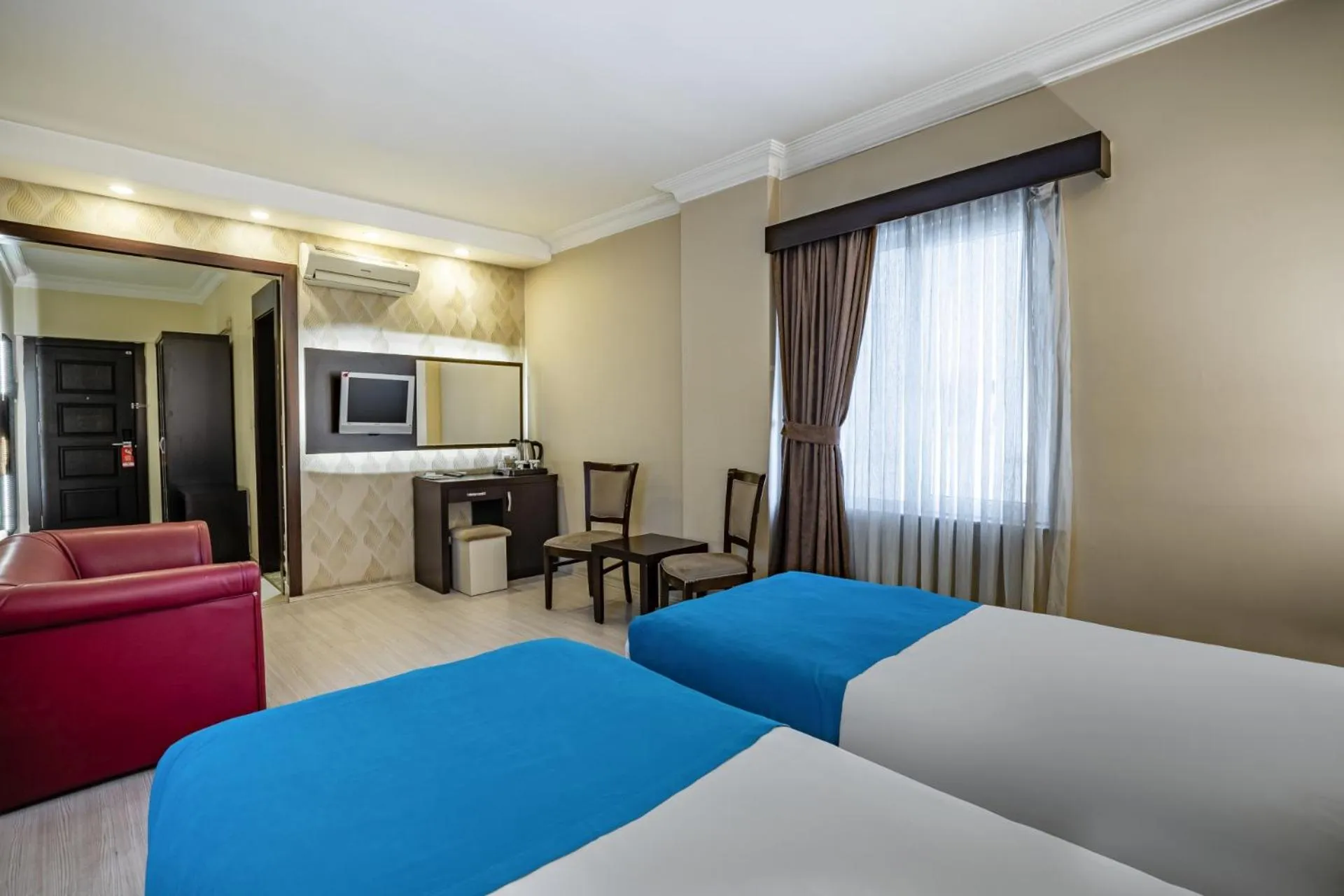 Bedroom, Bed in Buyuk Velic Hotel